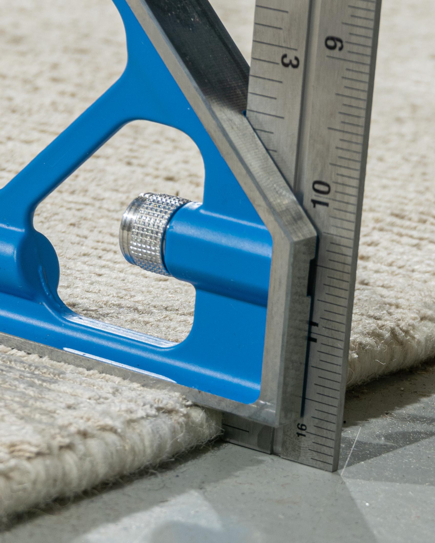 Tappeto Simplicity Contemporary Taupe-Ivory  9' x 12' In condizioni Nuovo in vendita a New York, NY