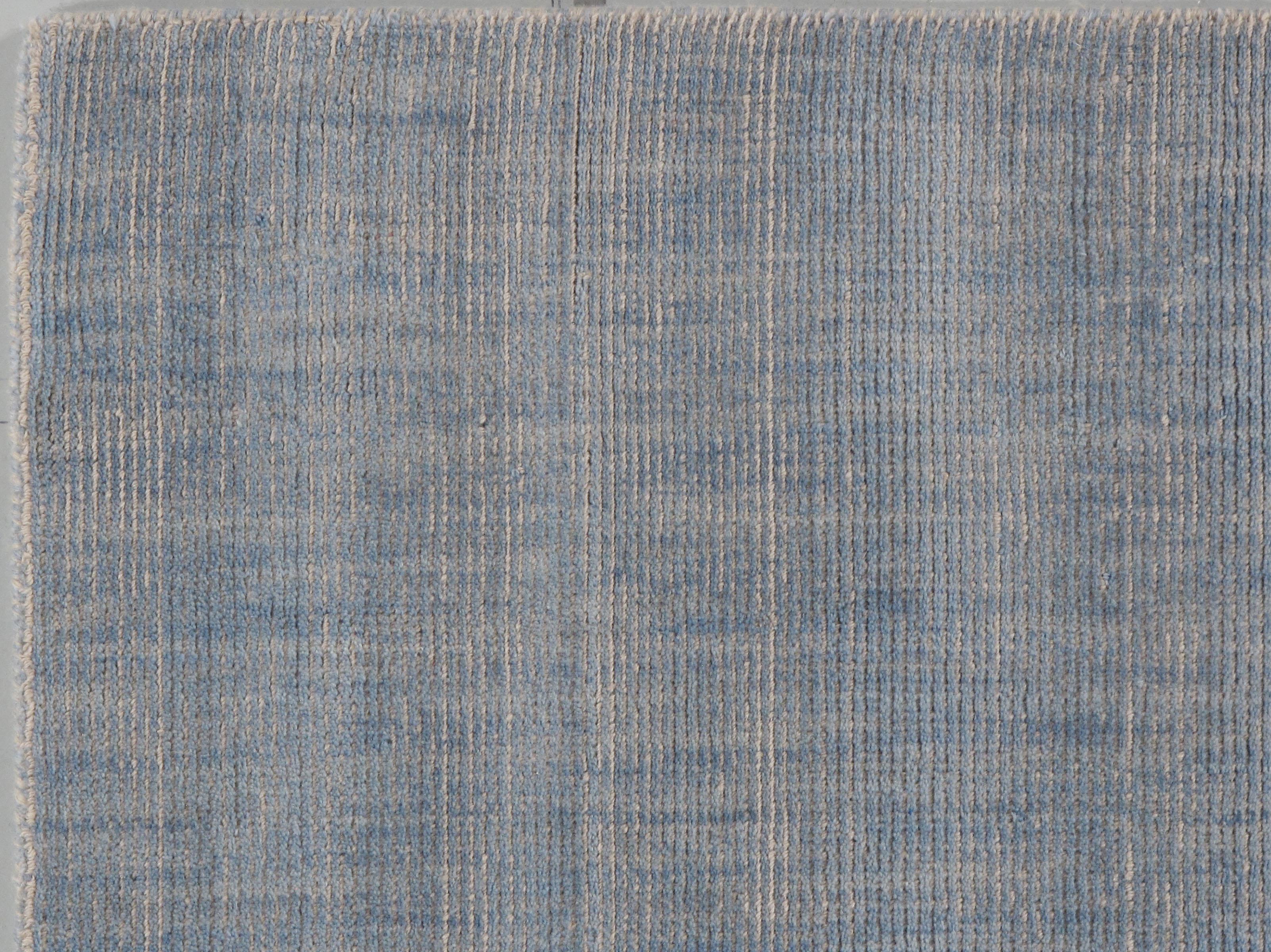 Simplicity Polo Blue Contemporary Area Rug  8'x10' In New Condition For Sale In New York, NY