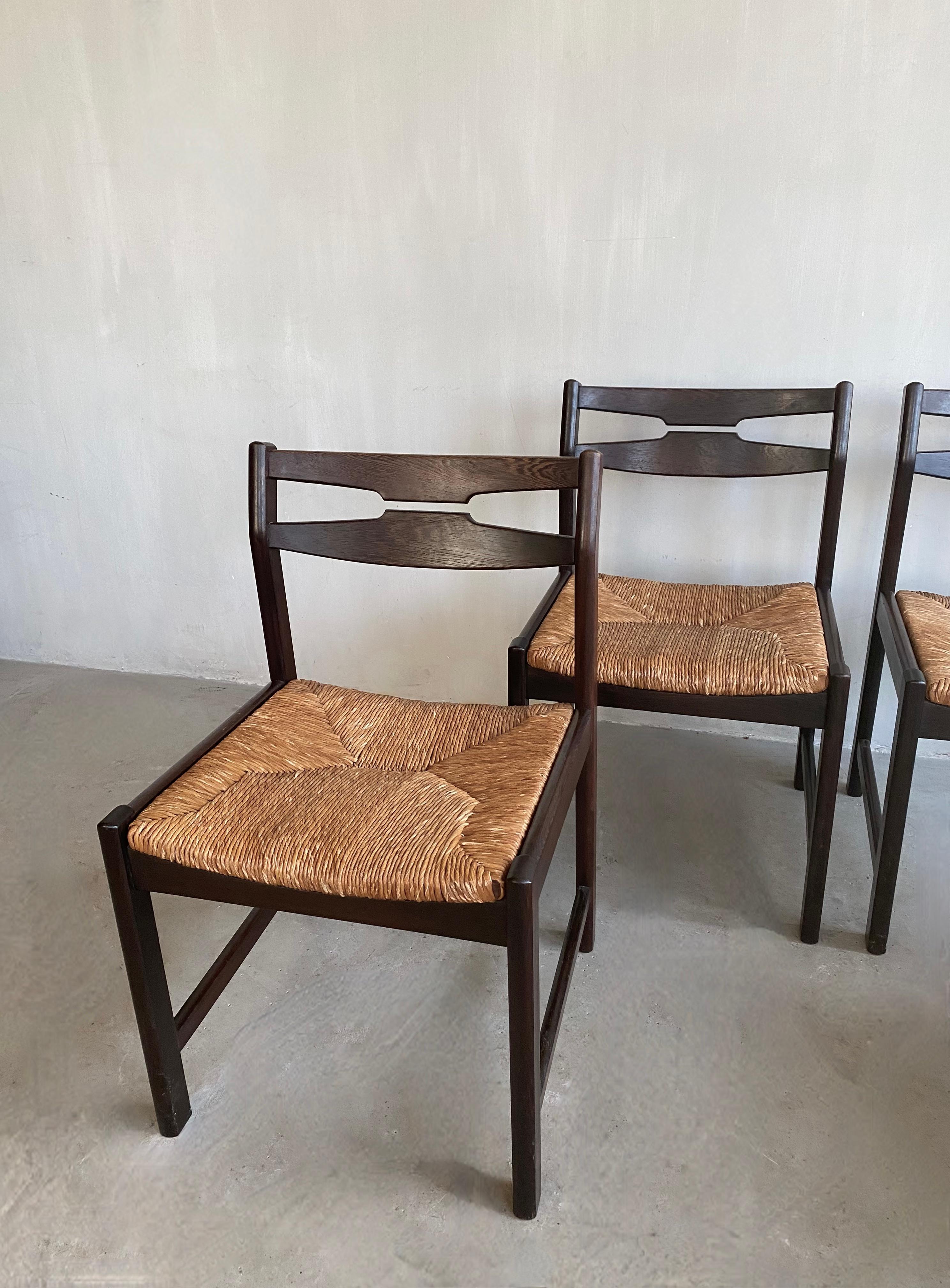 Belga Set di sedie vintage semplicistiche in vendita
