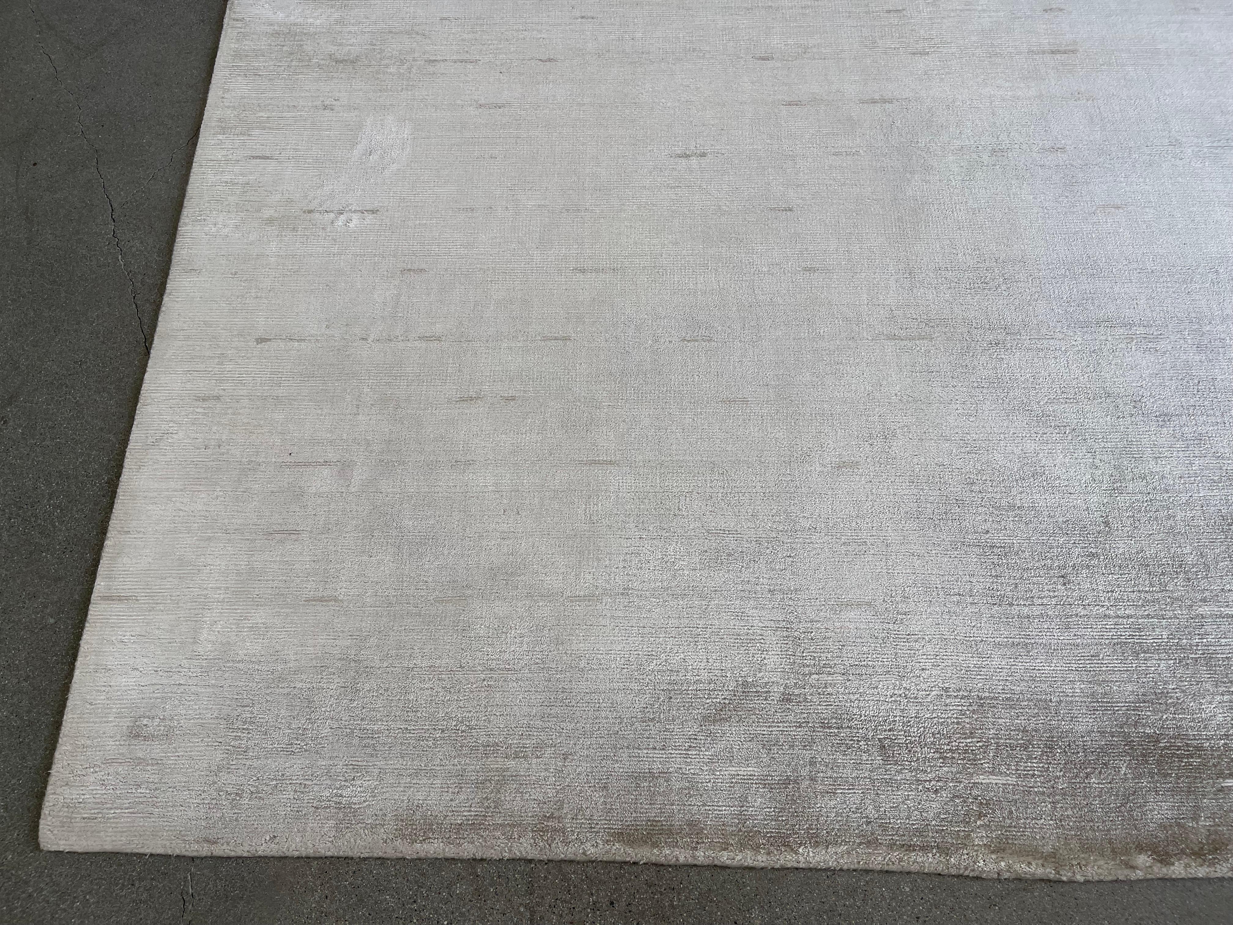 Simply Luxe Champagne Area Rug For Sale 1