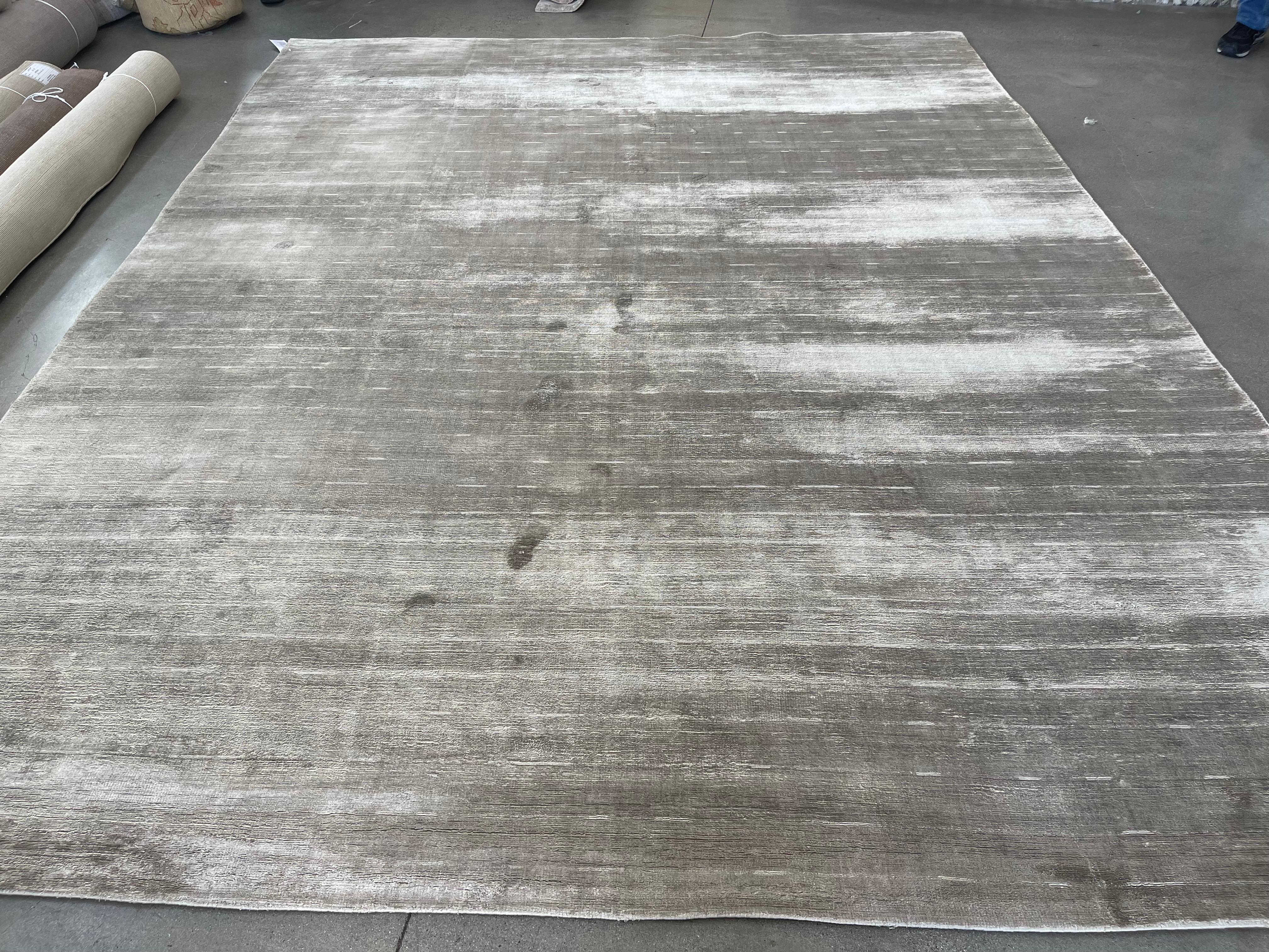Bamboo Simply Luxe Light Grey Area Rug For Sale