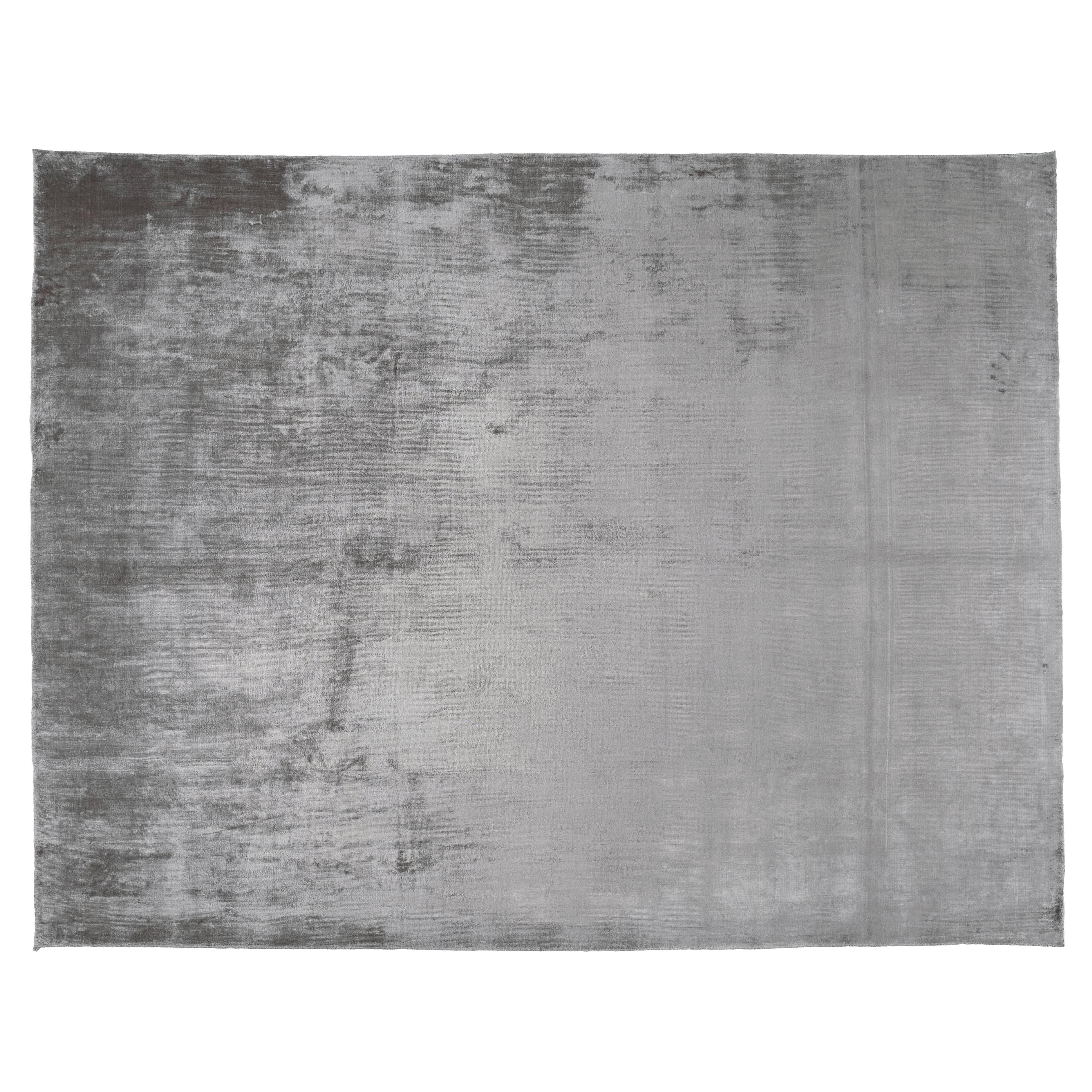Simply Luxe Light Grey Area Rug For Sale