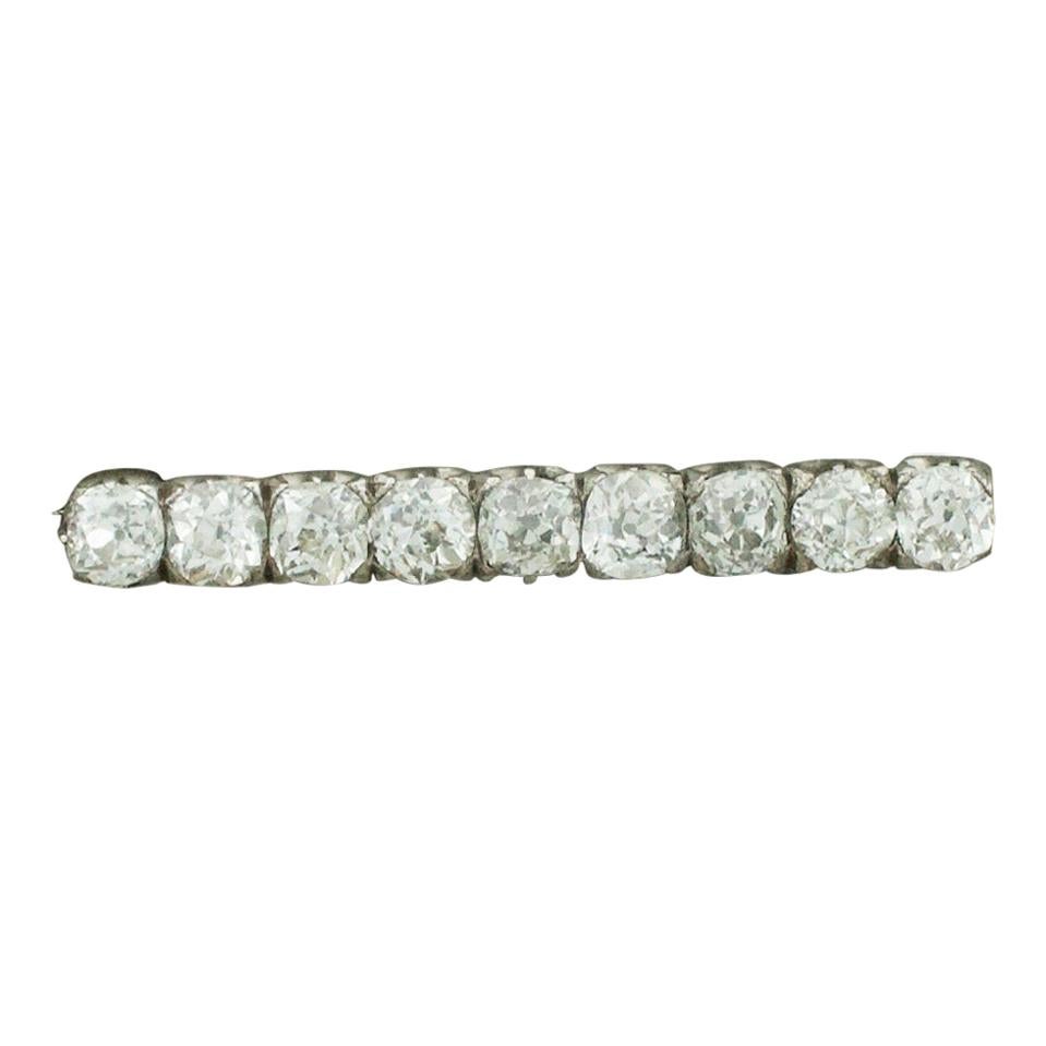 Simply Sweet Diamond Bar Brooch in Platinum and White Gold, Circa 1920's For Sale