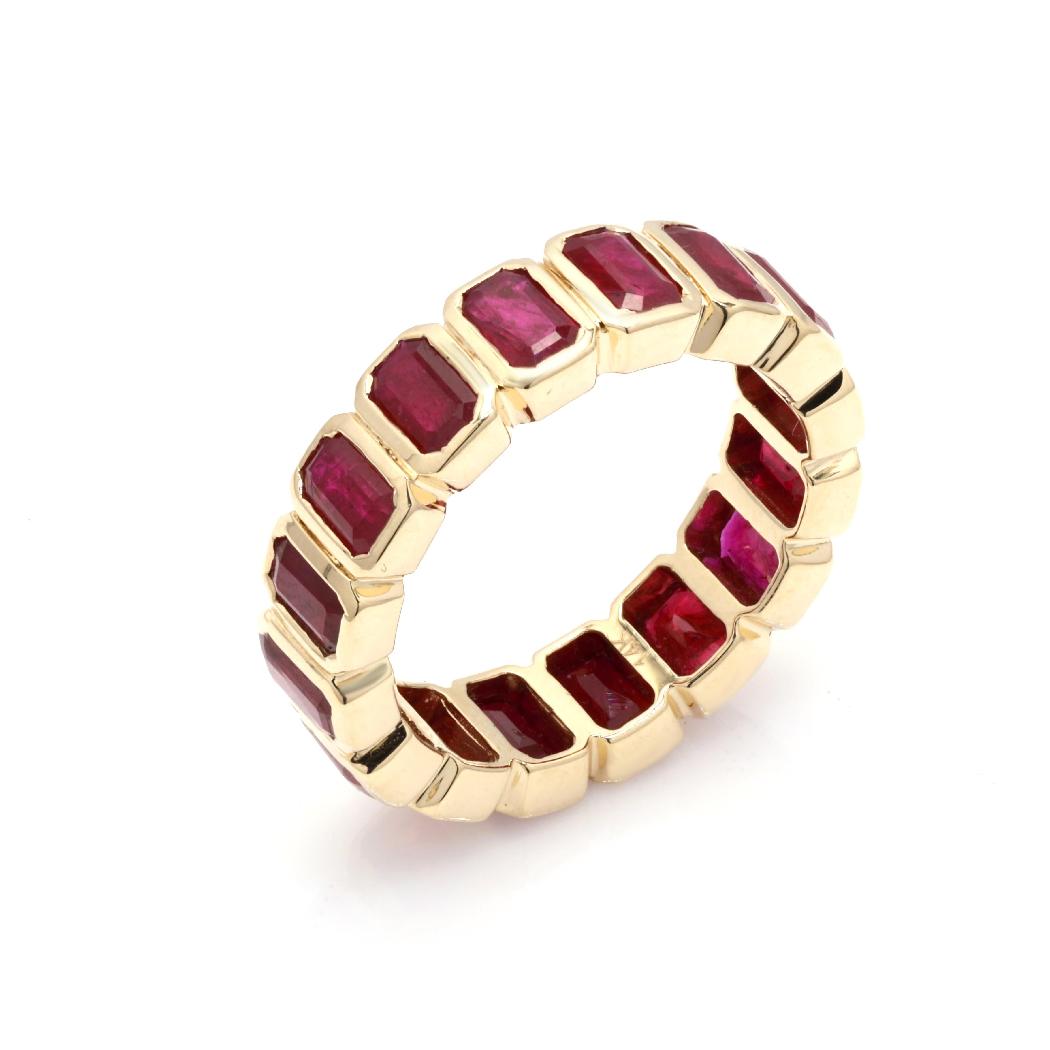 For Sale:  14K Yellow Gold Octagon 5.46 Ct Natural Ruby Eternity Band Ring 6