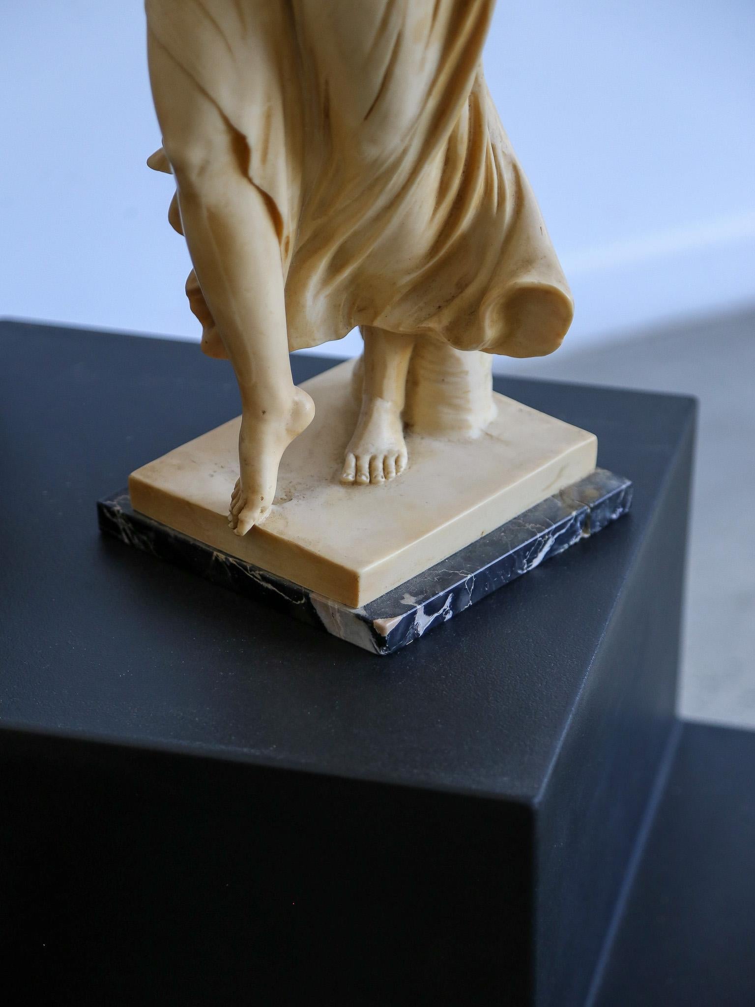 sculptor a santini
