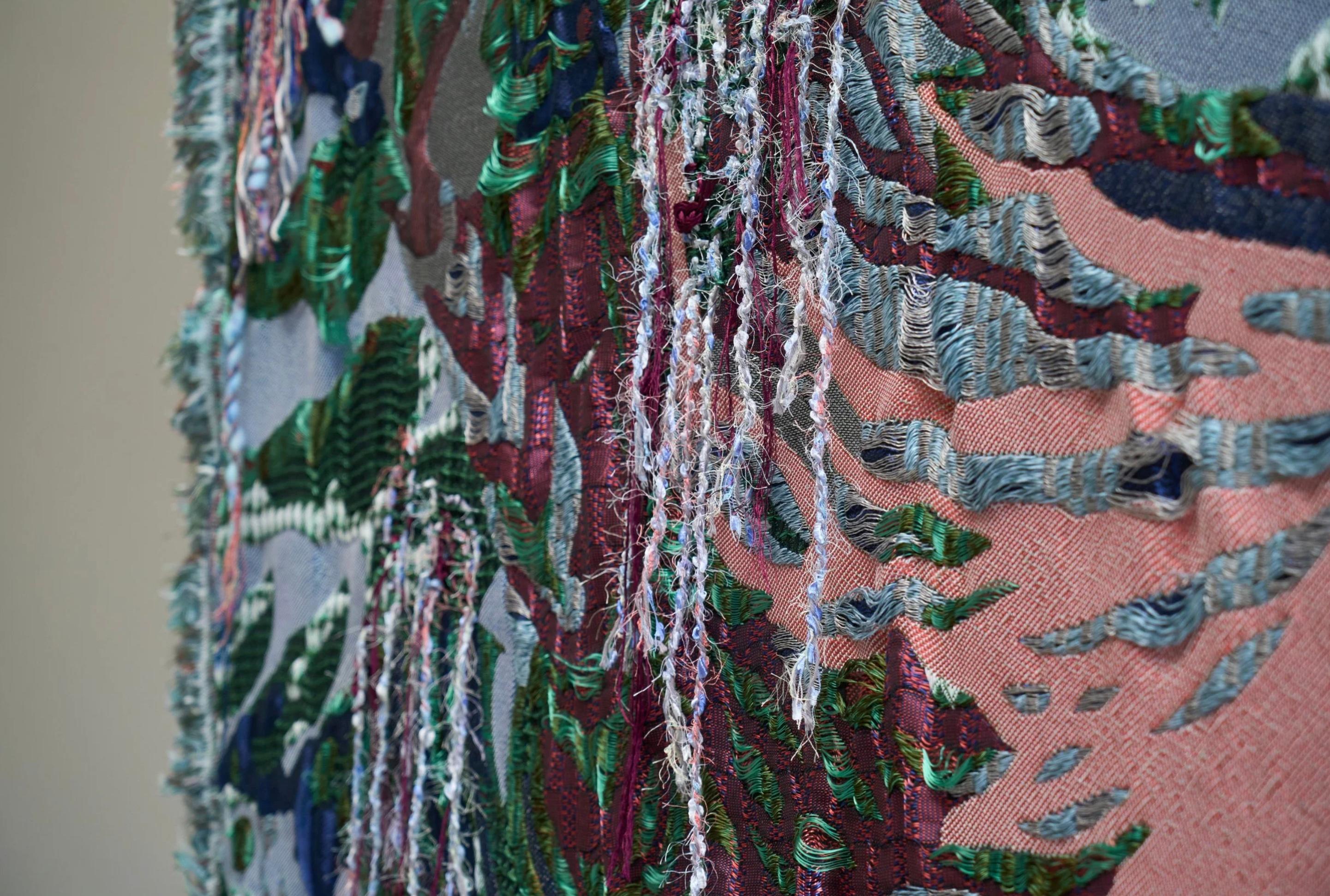 Sina Dyks Wandteppich für zeitgenössische Kunst 'Absorbierter Dschungel' 220 x 175 cm (Moderne) im Angebot