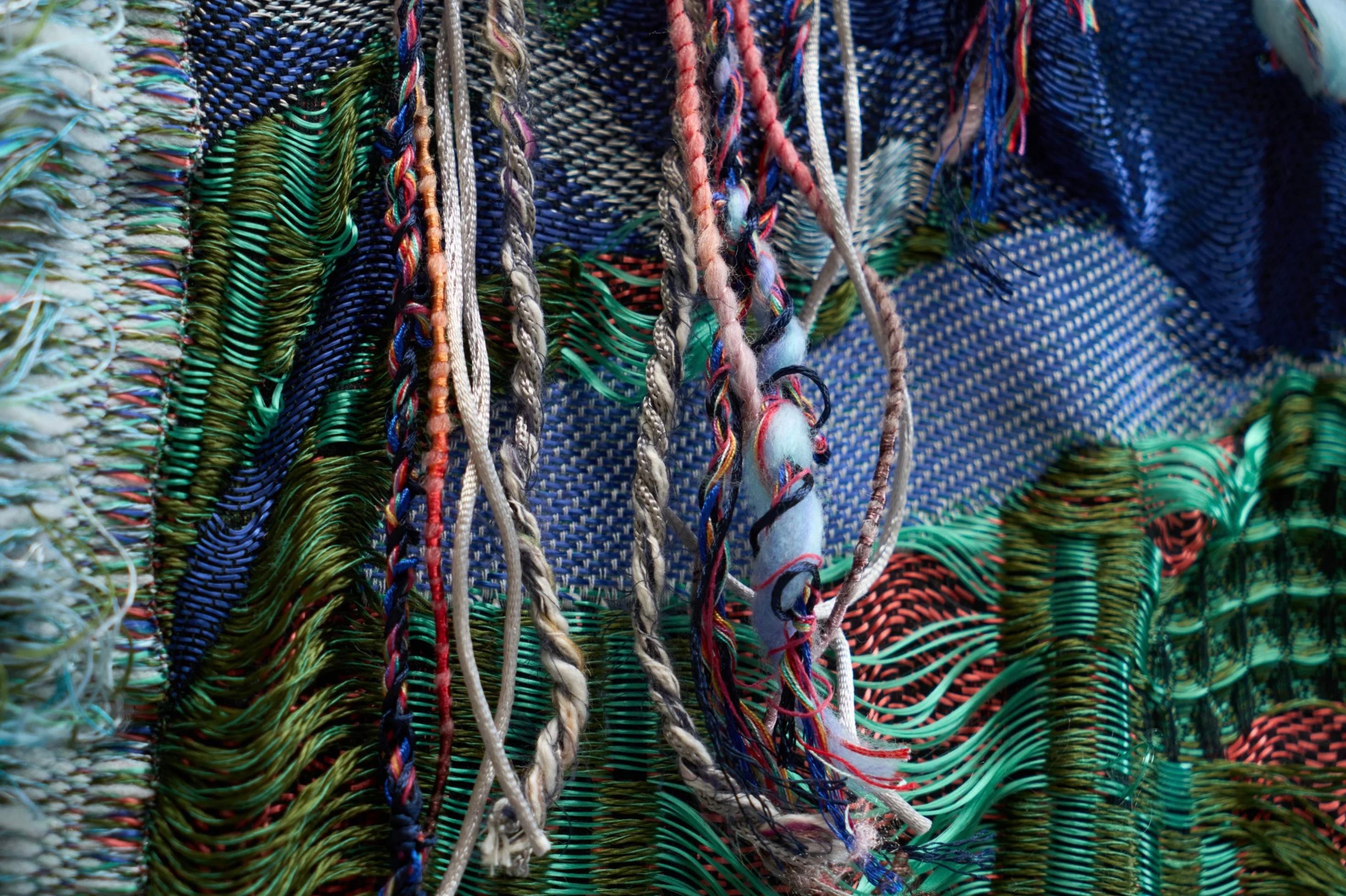 Sina Dyks Wandteppich für zeitgenössische Kunst 'Absorbierter Dschungel' 220 x 175 cm im Angebot 1