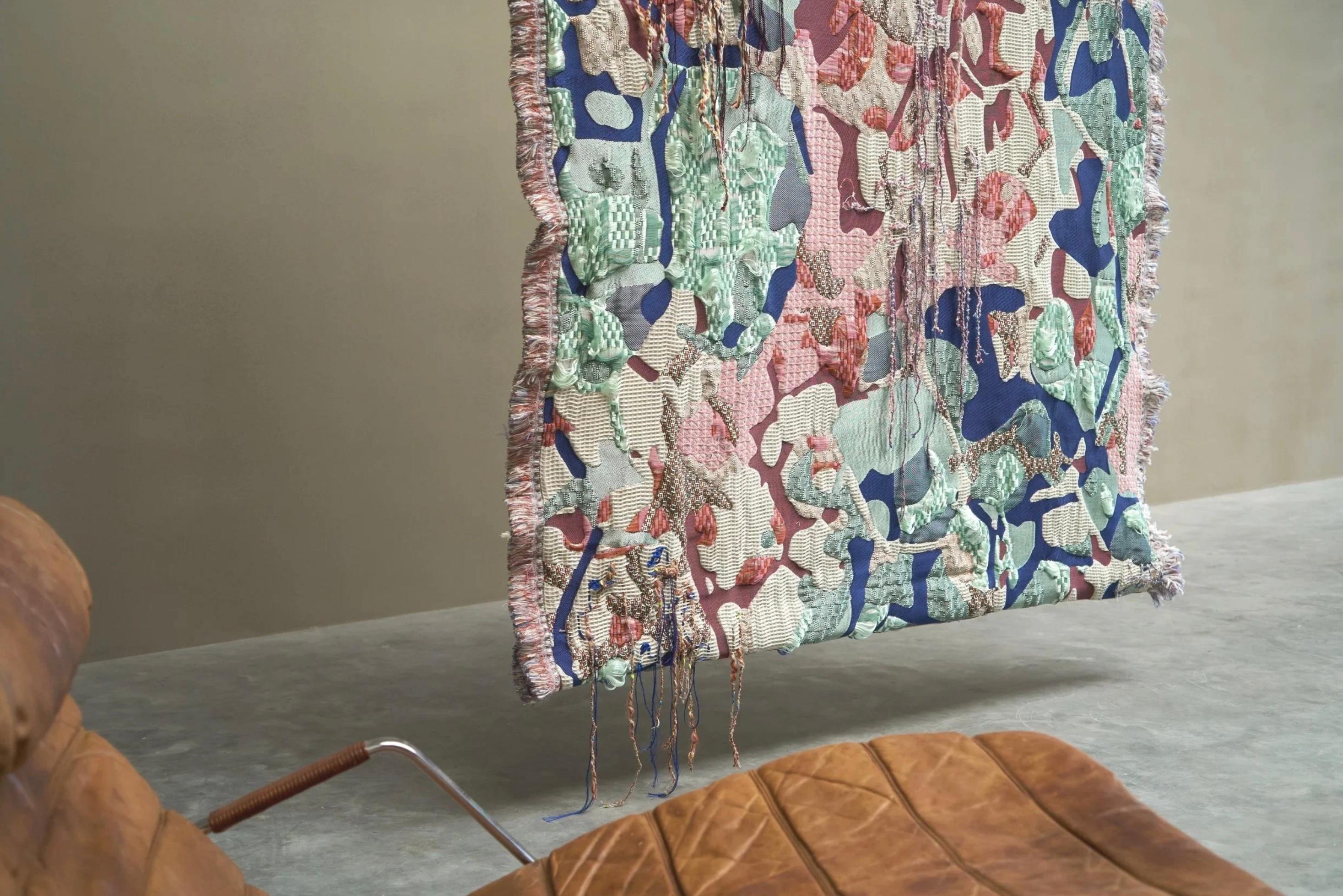 Sina Dyks Wandteppich für zeitgenössische Kunst 'Dripping DNA' 175 x 235 cm im Angebot 10