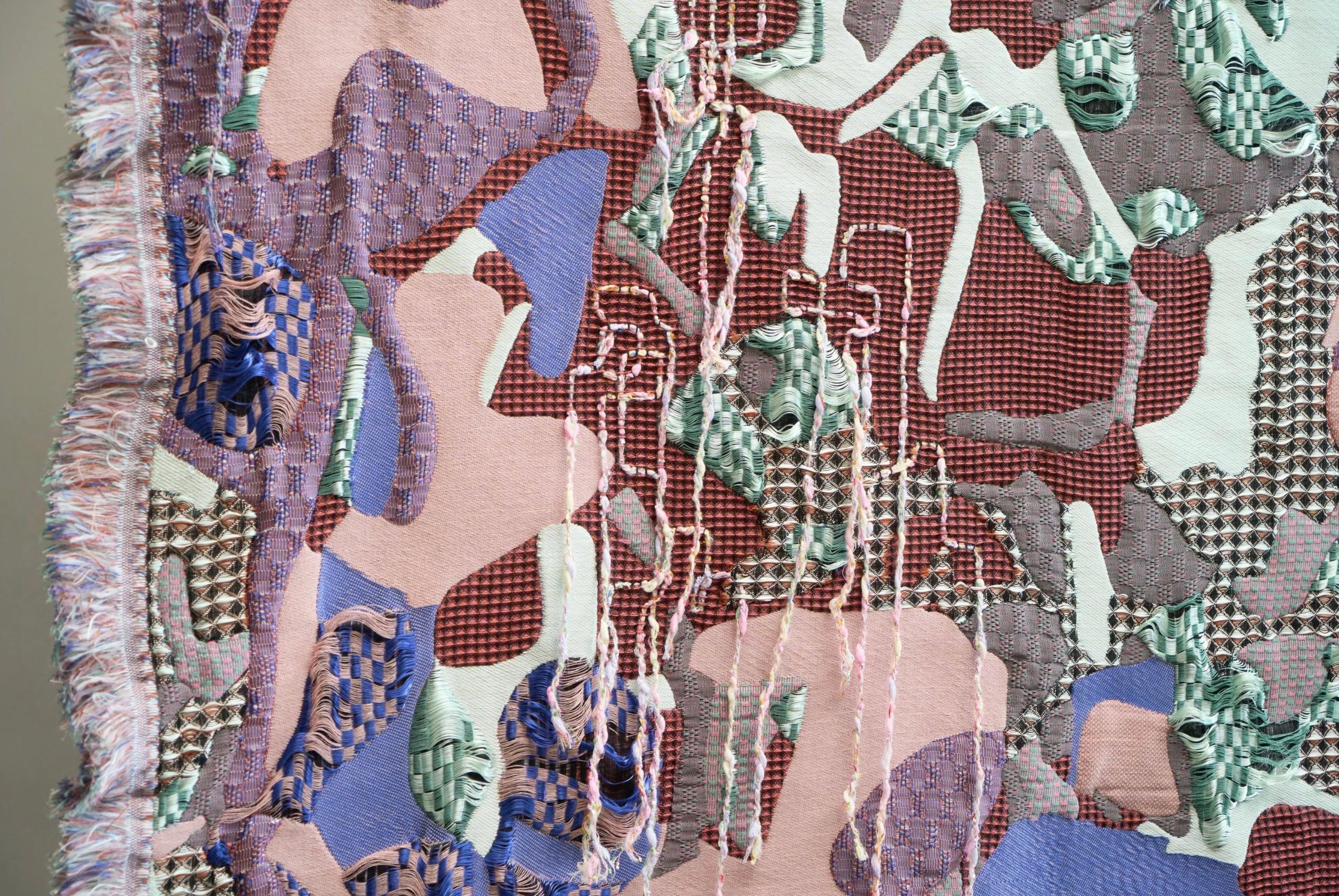 Sina Dyks Wandteppich für zeitgenössische Kunst 'Dripping DNA' 175 x 235 cm (Moderne) im Angebot