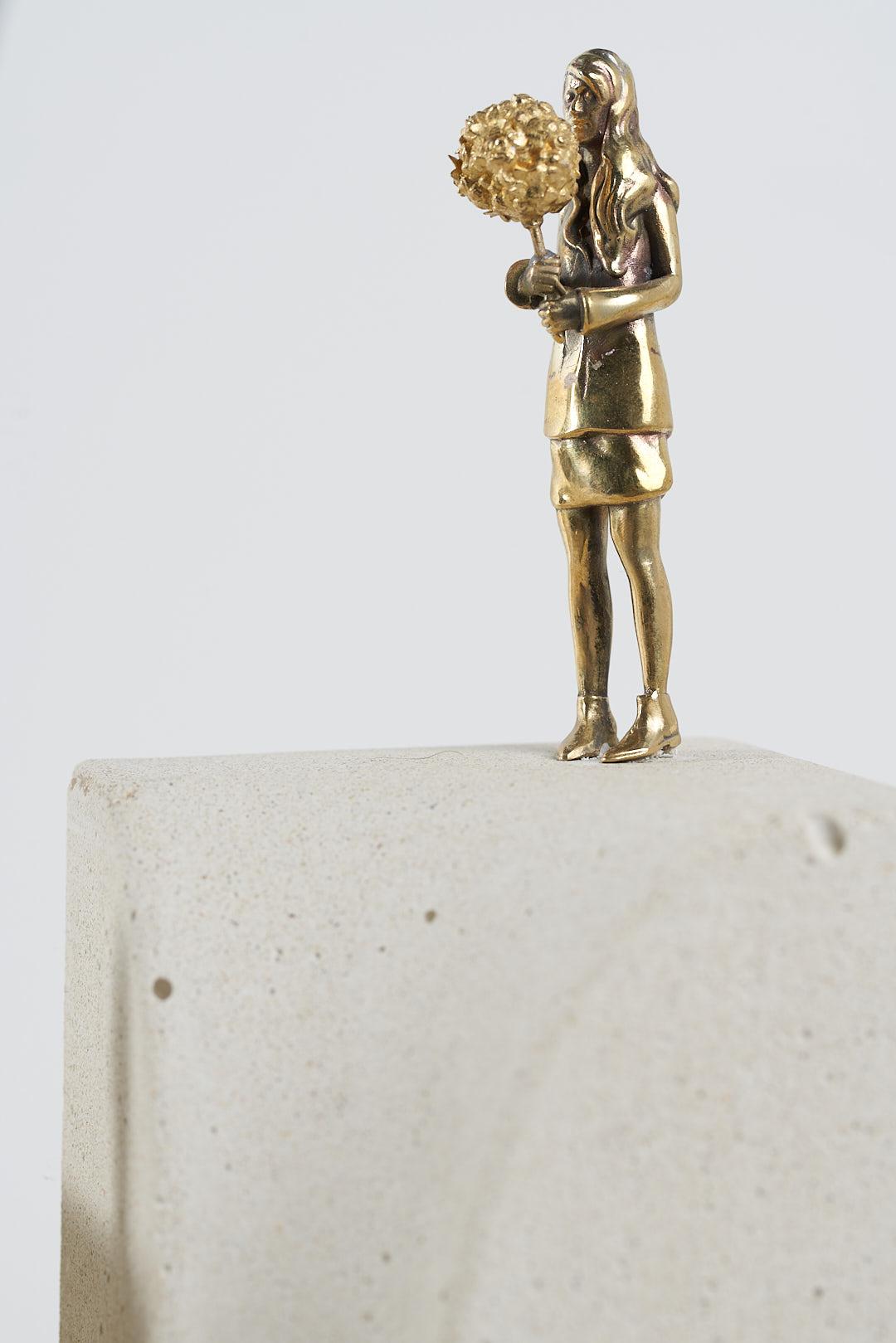 Brazilian Sinestesia Series, Concrete and Brass Girl Sculpture N3 For Sale
