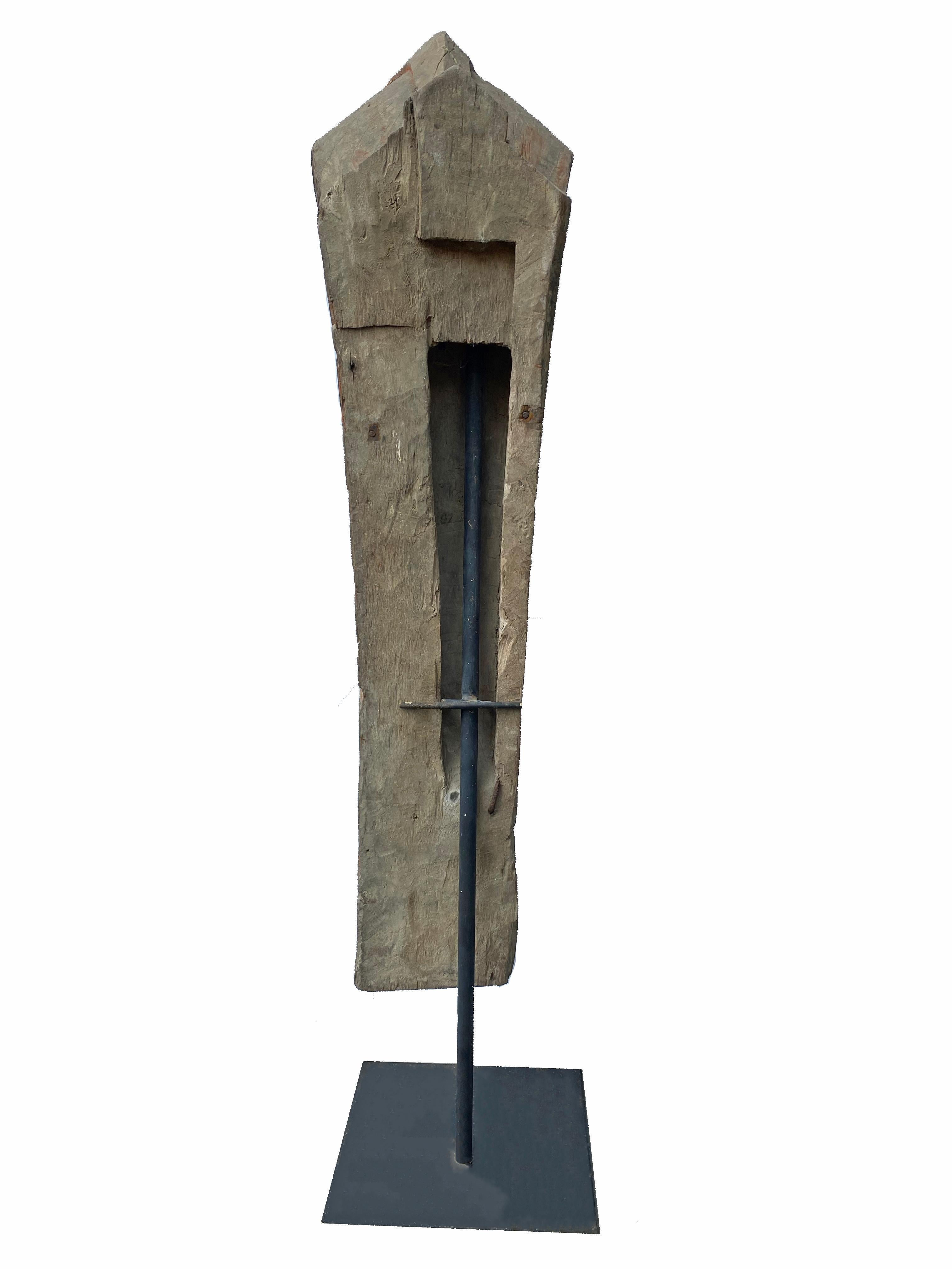20ième siècle Sculpture de gardien de Singa de la tribu Batak de Sumatra, début du 20e siècle en vente