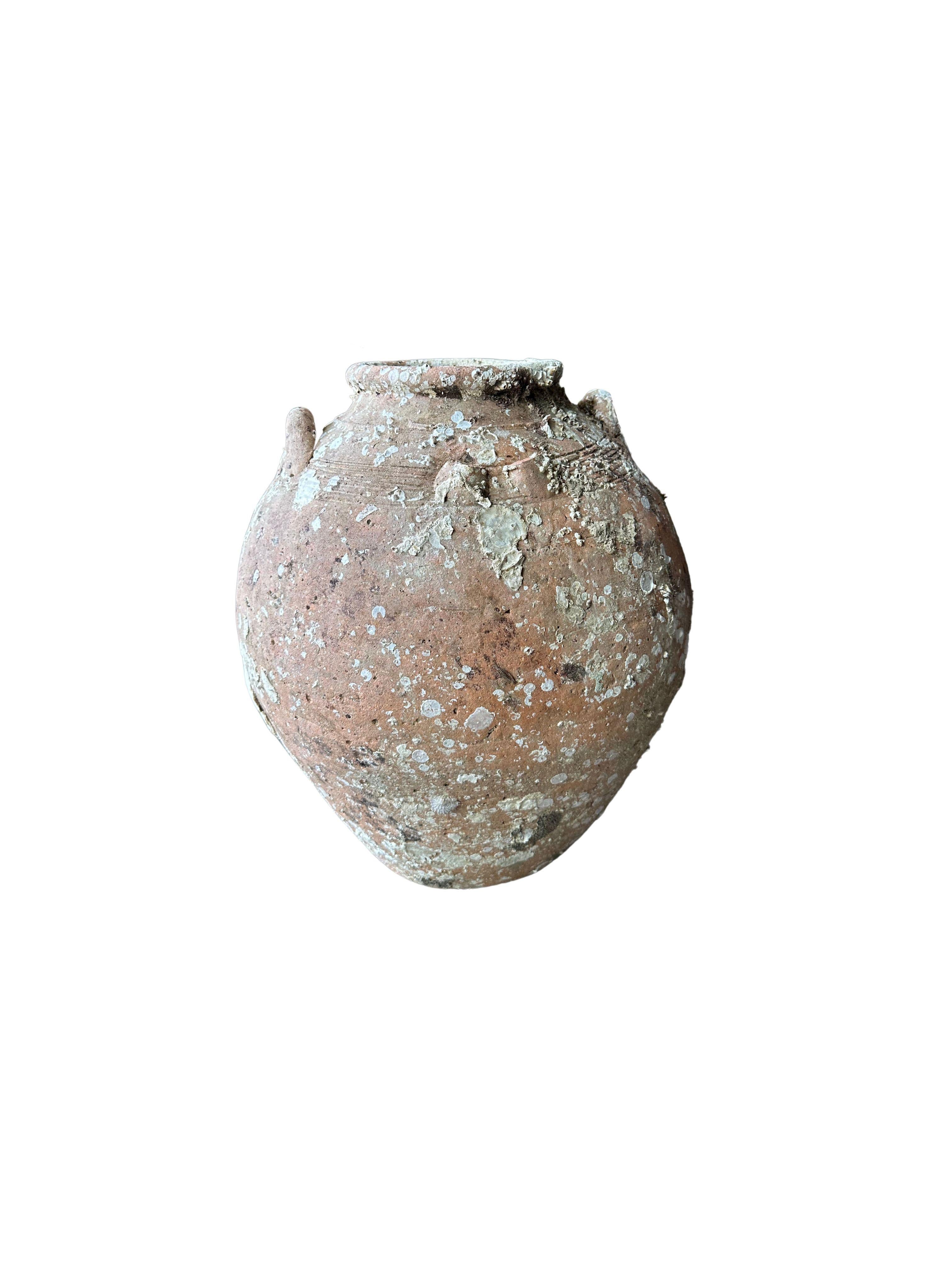 Hand-Crafted Singburi Shipwreck Jar from the Kingdom of Sukhothai, Thailand, 17th Century