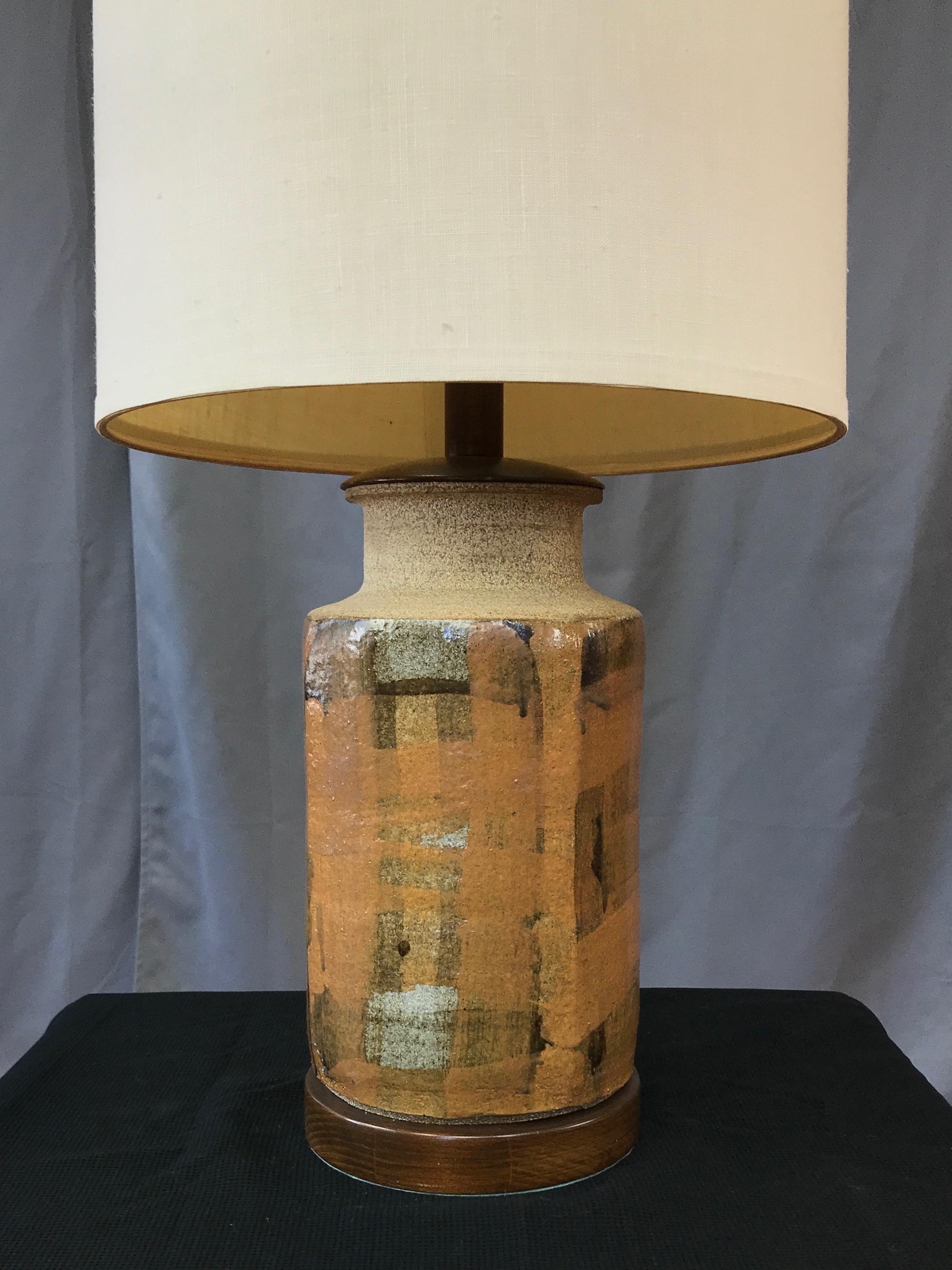 Mid-Century Modern Signed Brent Bennett Glazed Stoneware and Walnut Table Lamp, 1960s