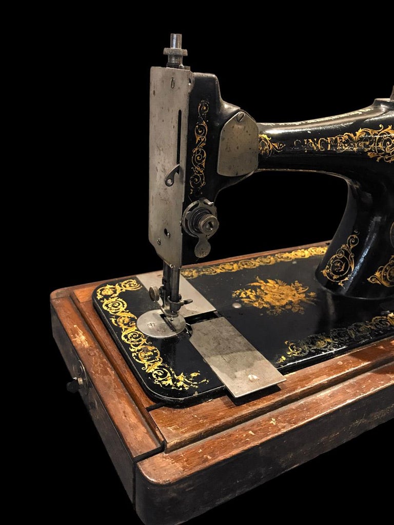 Singer Sewing Machine in Original Case and Key, 1892 at 1stDibs 1892
