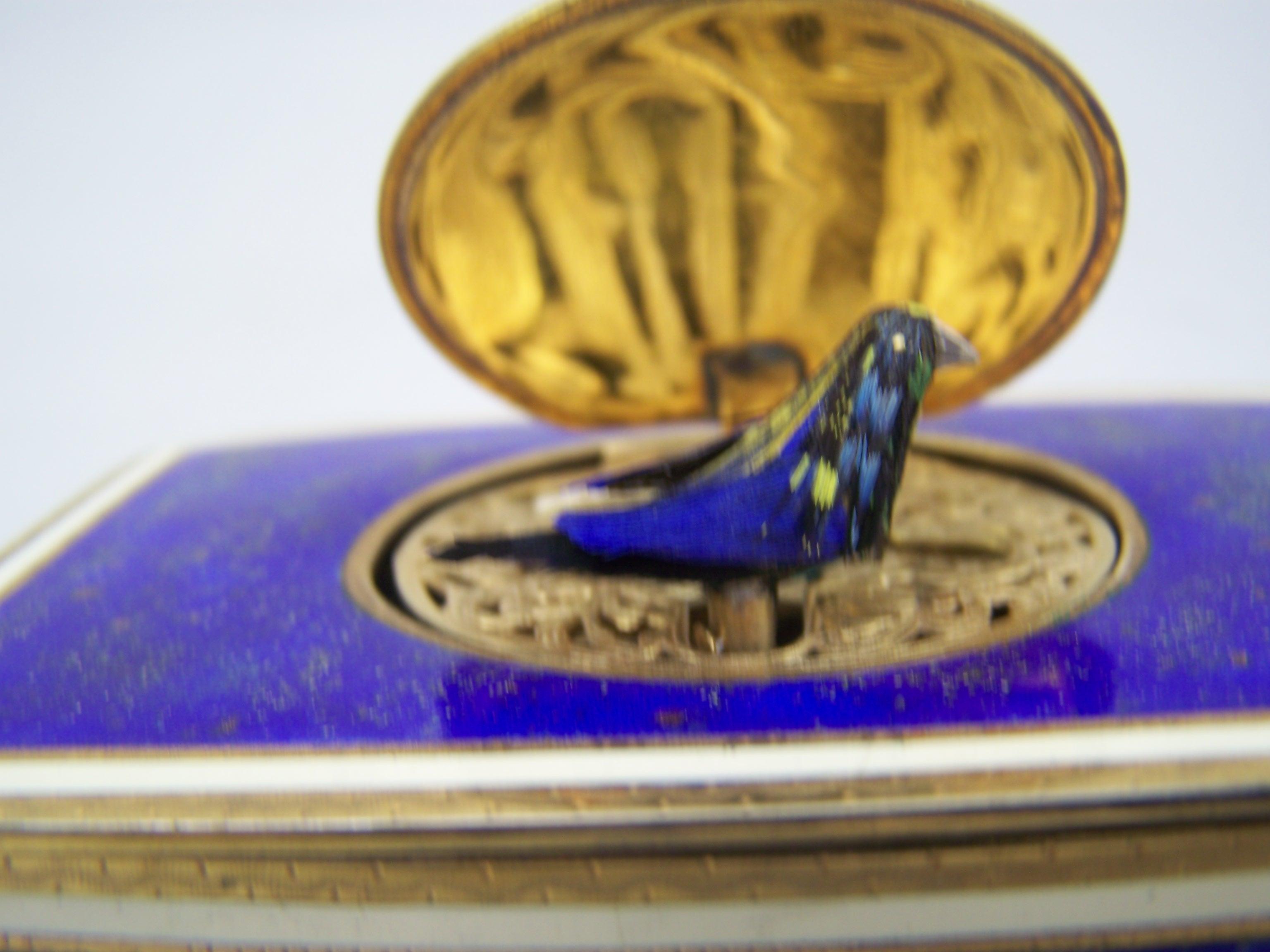 Singing bird box by K Griesbaum in guilded case and blue-goldflaked enamel 5