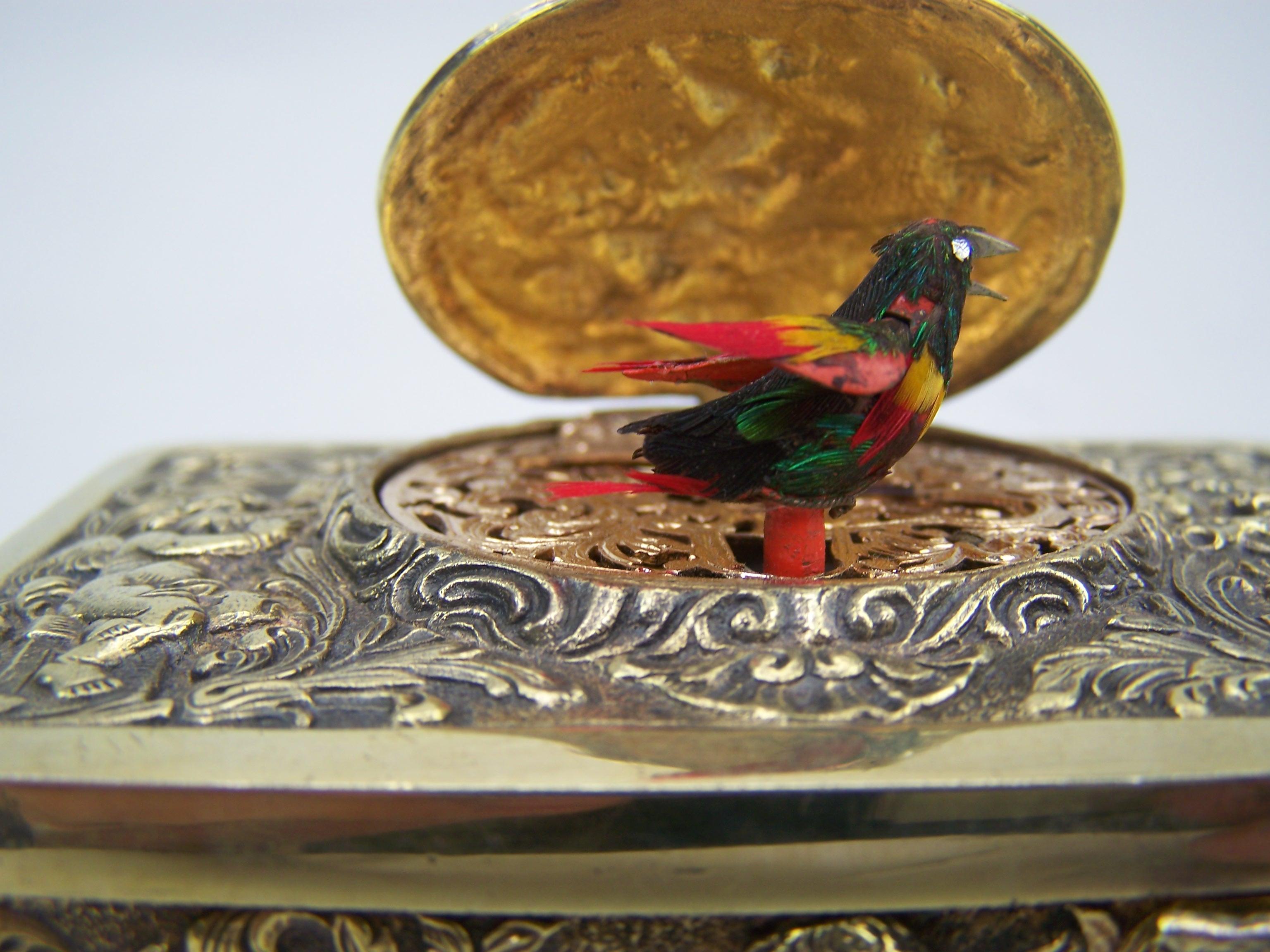 Singing bird box by K Griesbaum in guilded case 3