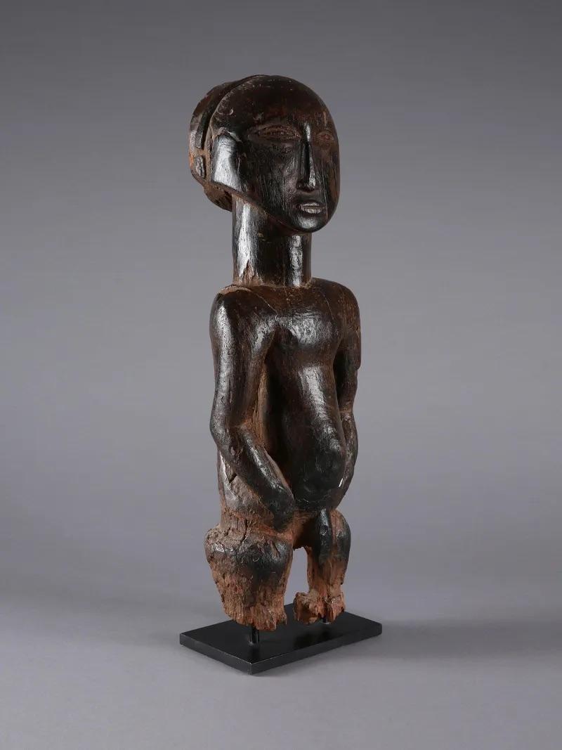 Hand-Carved 'Singiti' Anchestor Wood Statue, Hemba Culture, Dr Congo, Ca. 1900, Doc. Prov For Sale