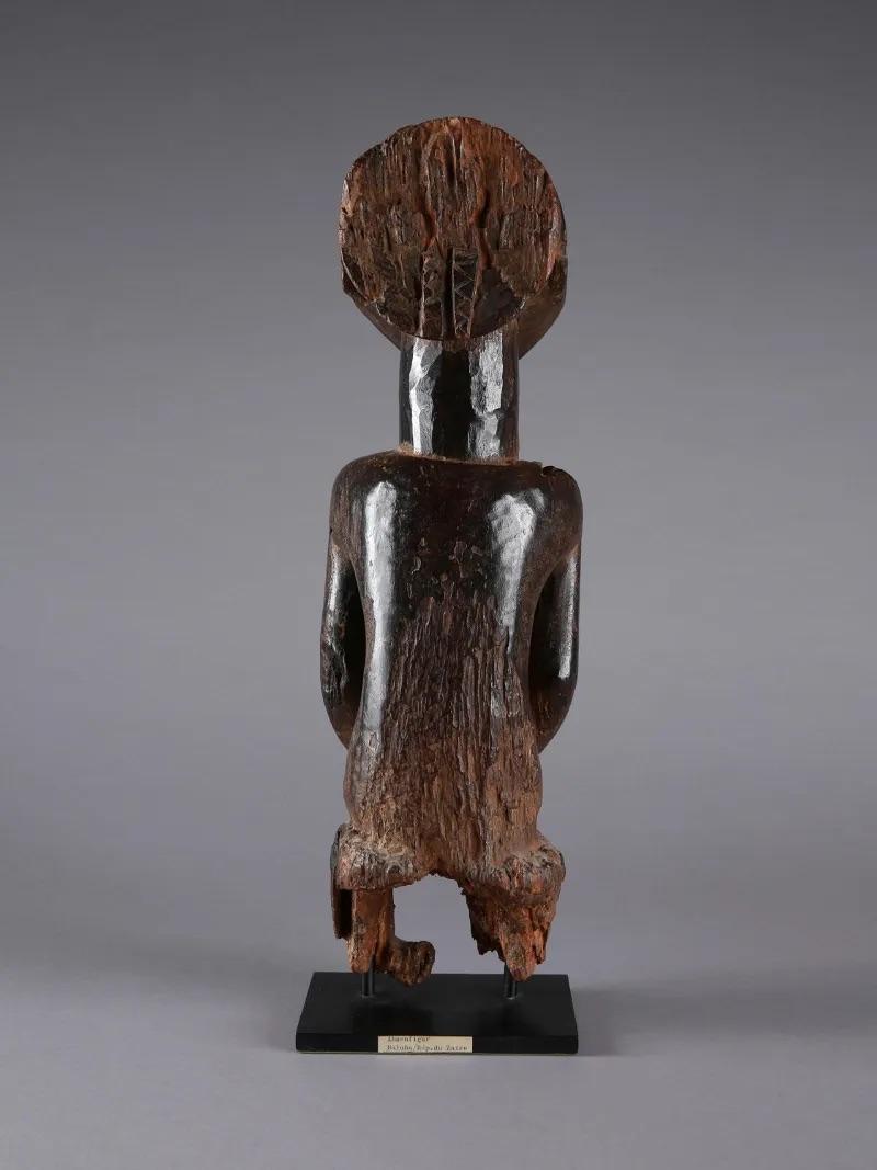 'Singiti' Anchestor Wood Statue, Hemba Culture, Dr Congo, Ca. 1900, Doc. Prov In Good Condition For Sale In Basel, BS