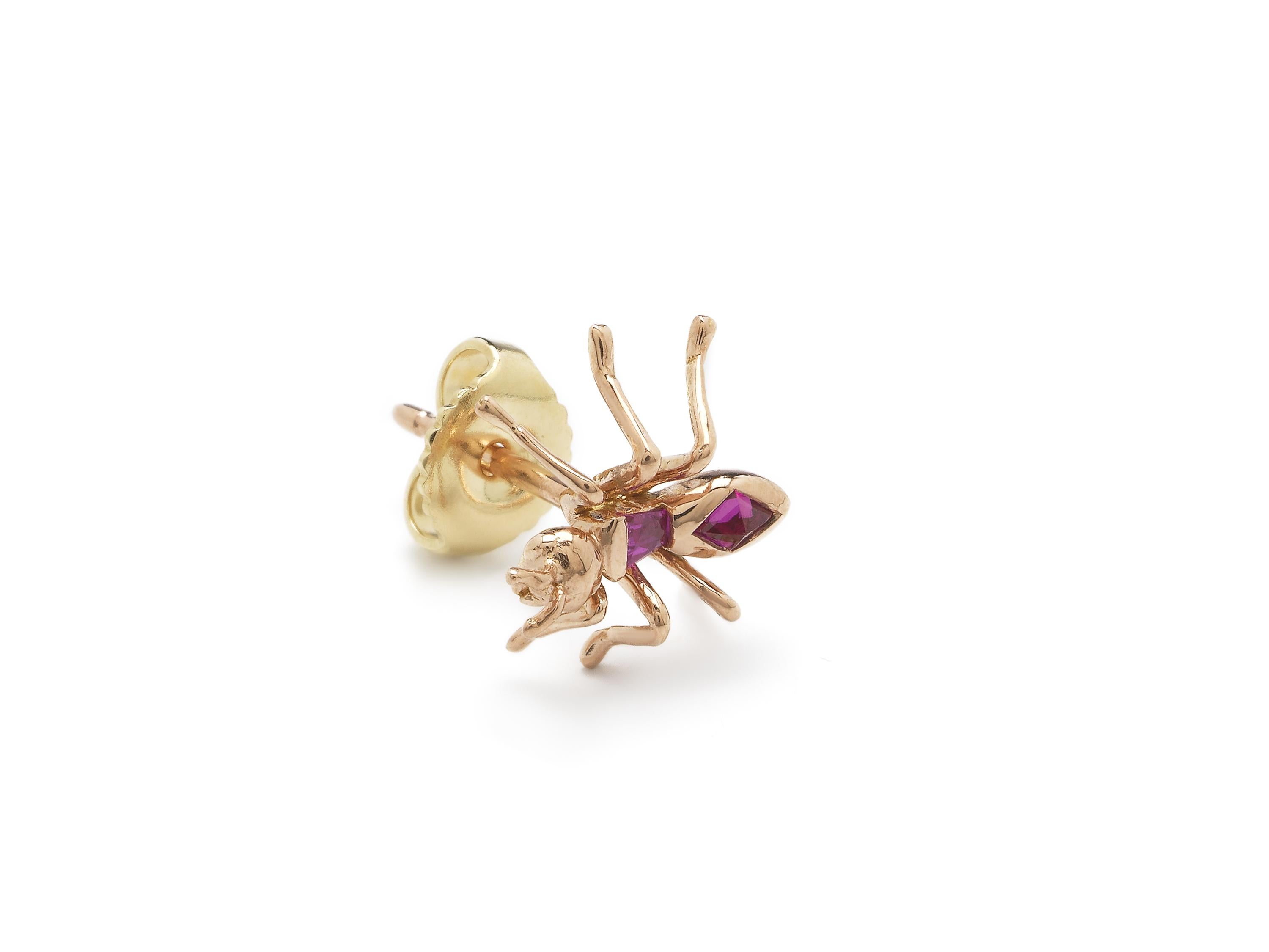 The Ant Stud Earring can be worn alone, or sit alongside multiple piercings in the ear, for a distinctly edgy glamour. The earring is designed in 18k rose gold and set with a tapered, baguette cut ruby on the upper part of its body and a kite-shaped