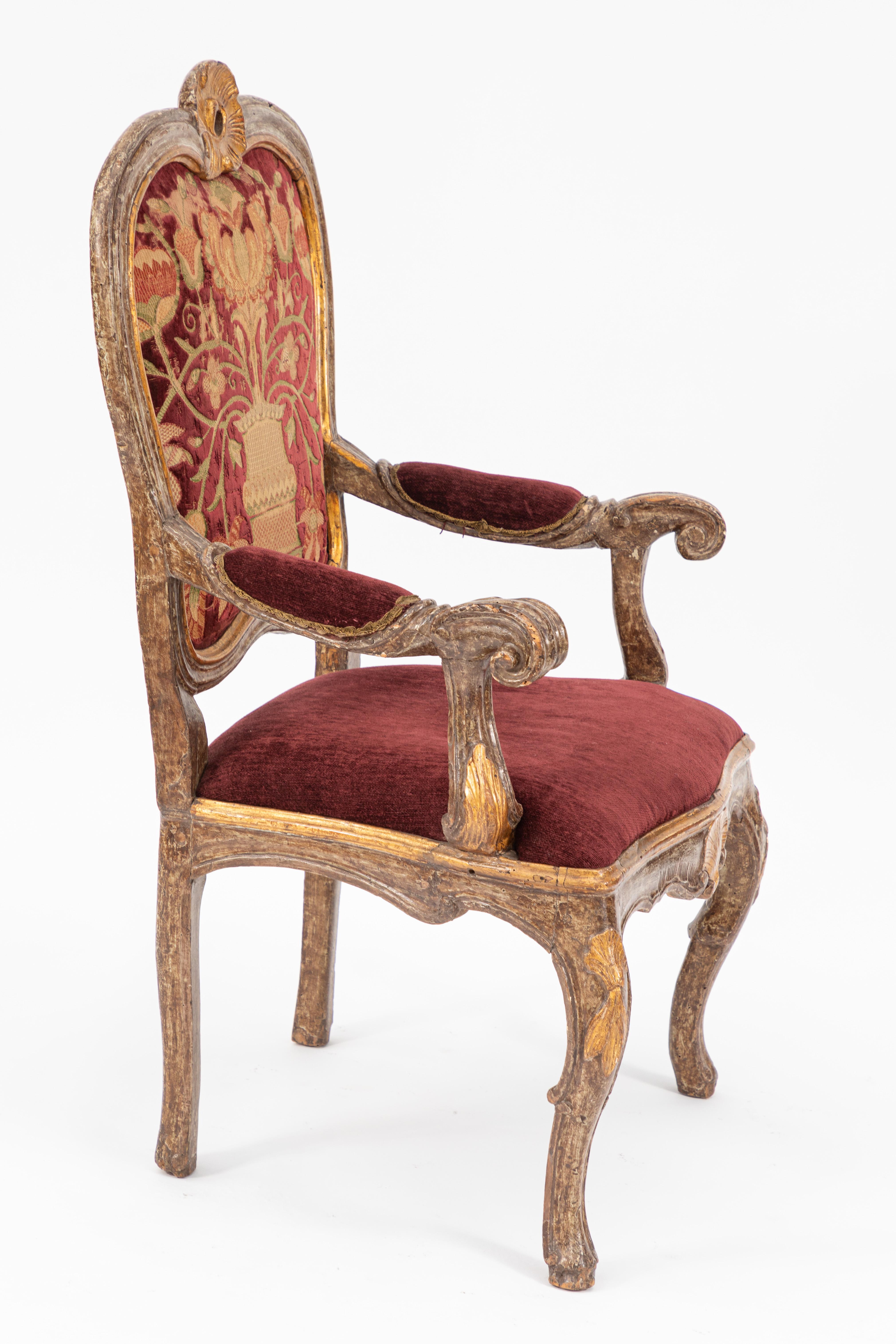 Single 18th Century Italian Giltwood Armchair 1