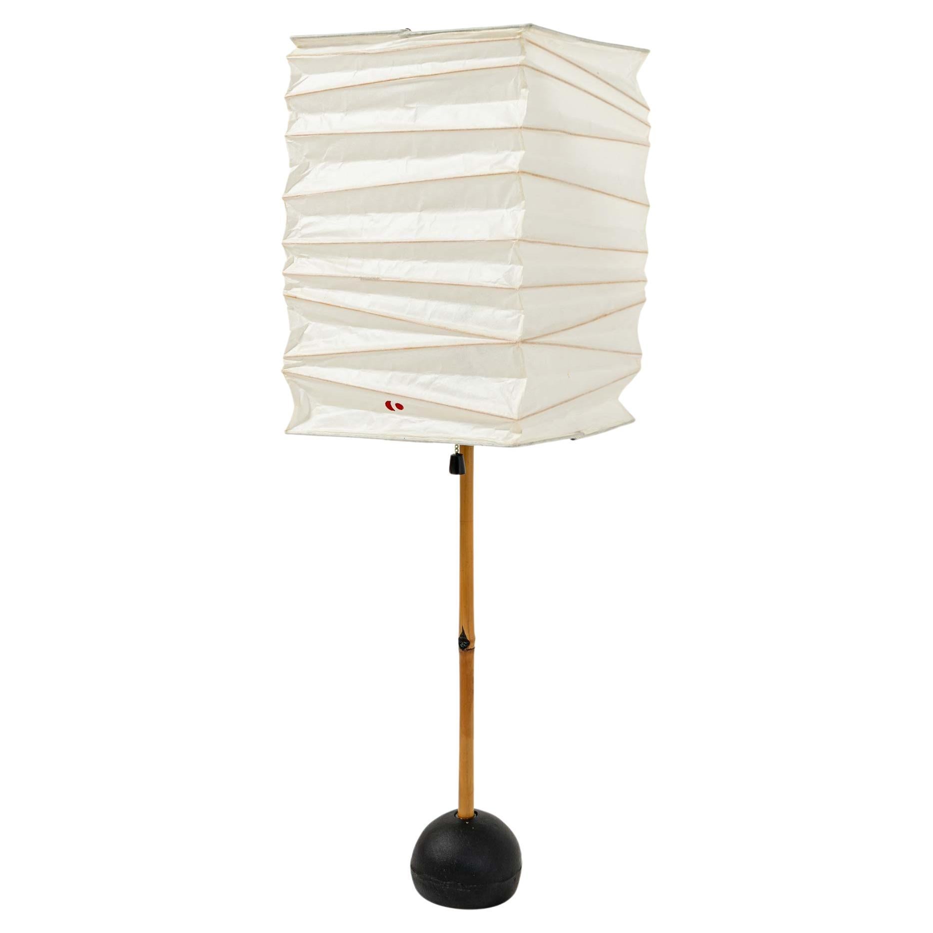 Singola lampada da tavolo Isamu Noguchi Akari del 1951 BB1-30XN, Nuovo stock