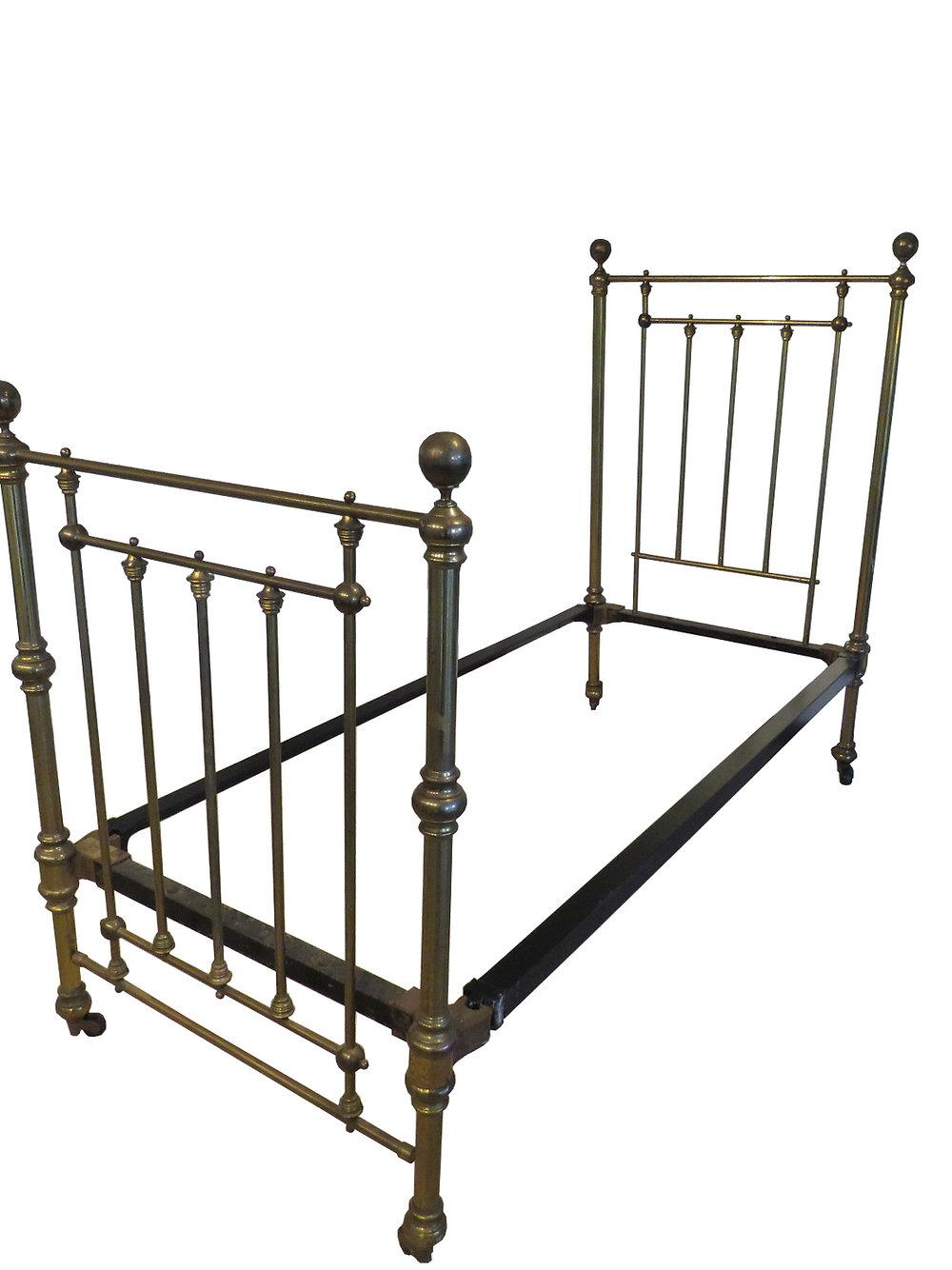 Good quality English Victorian (3' wide) all brass bedstead which is awaiting restoration. The bed frame will be polished prior to being dispatched.
The frame comes complete with a new superior firm bed base. 
UK and Worldwide shipping