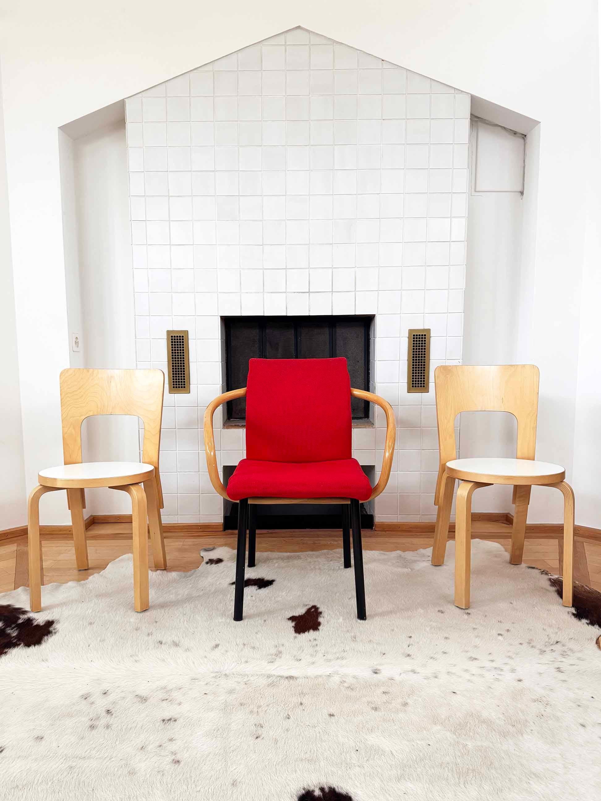 Chaise moderne danoise modèle 66 en bouleau et blanc Alvar Aalto parArtek en vente 7