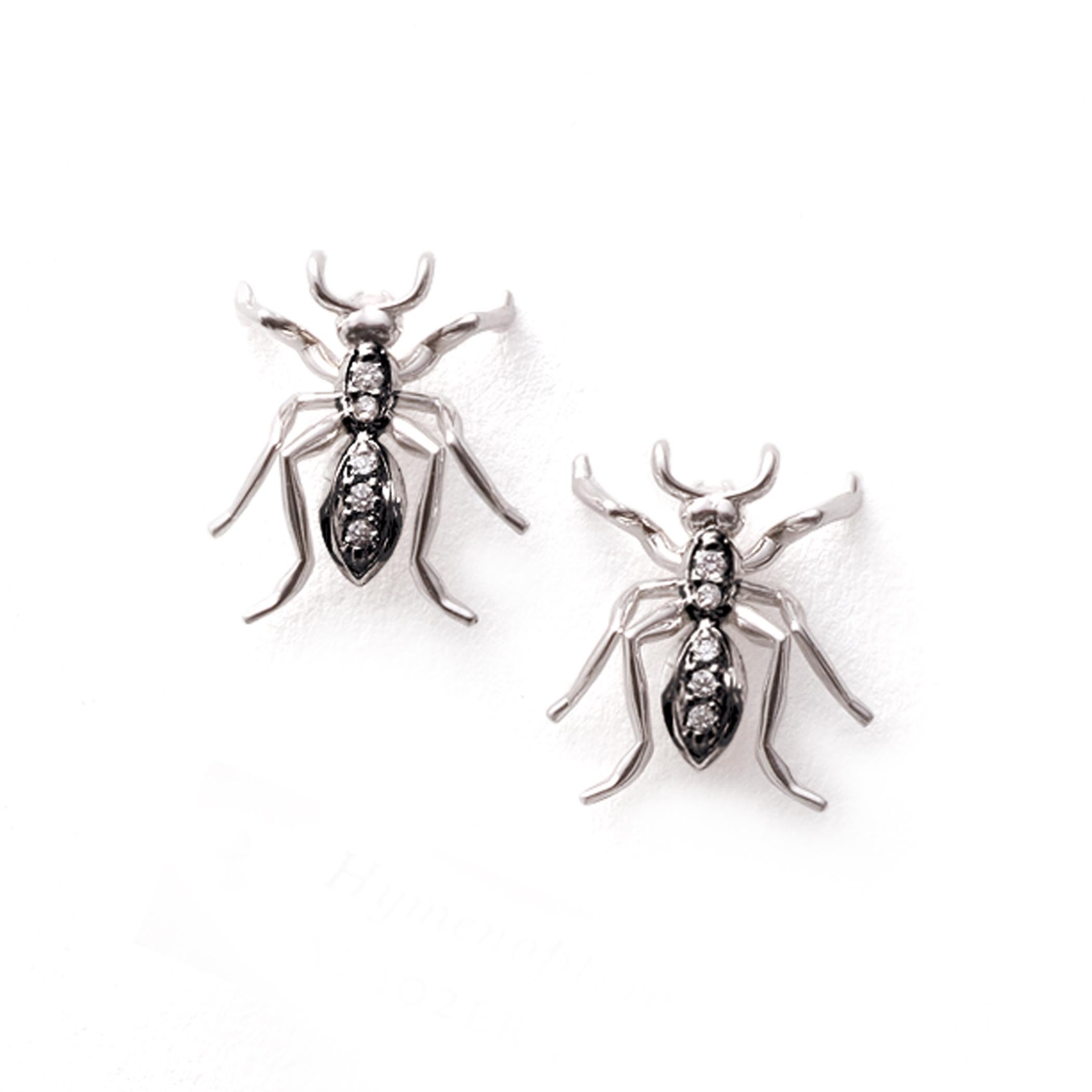 Taille brillant Boucles d'oreilles fourmi unique  Or blanc  Rhodium noir  Diamants en vente