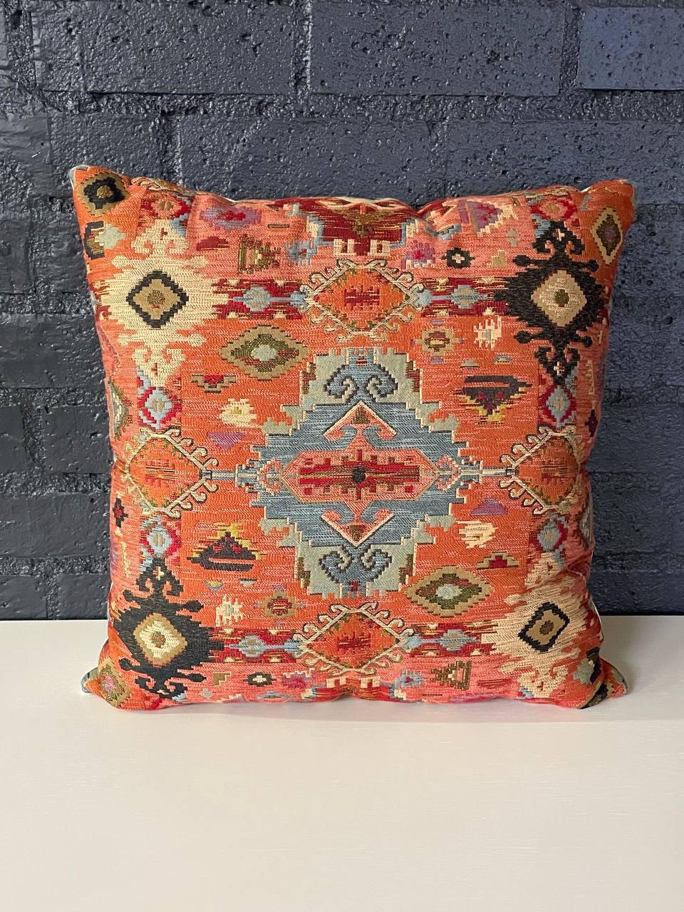 Autre Coussin décoratif italien carré ancien en vente