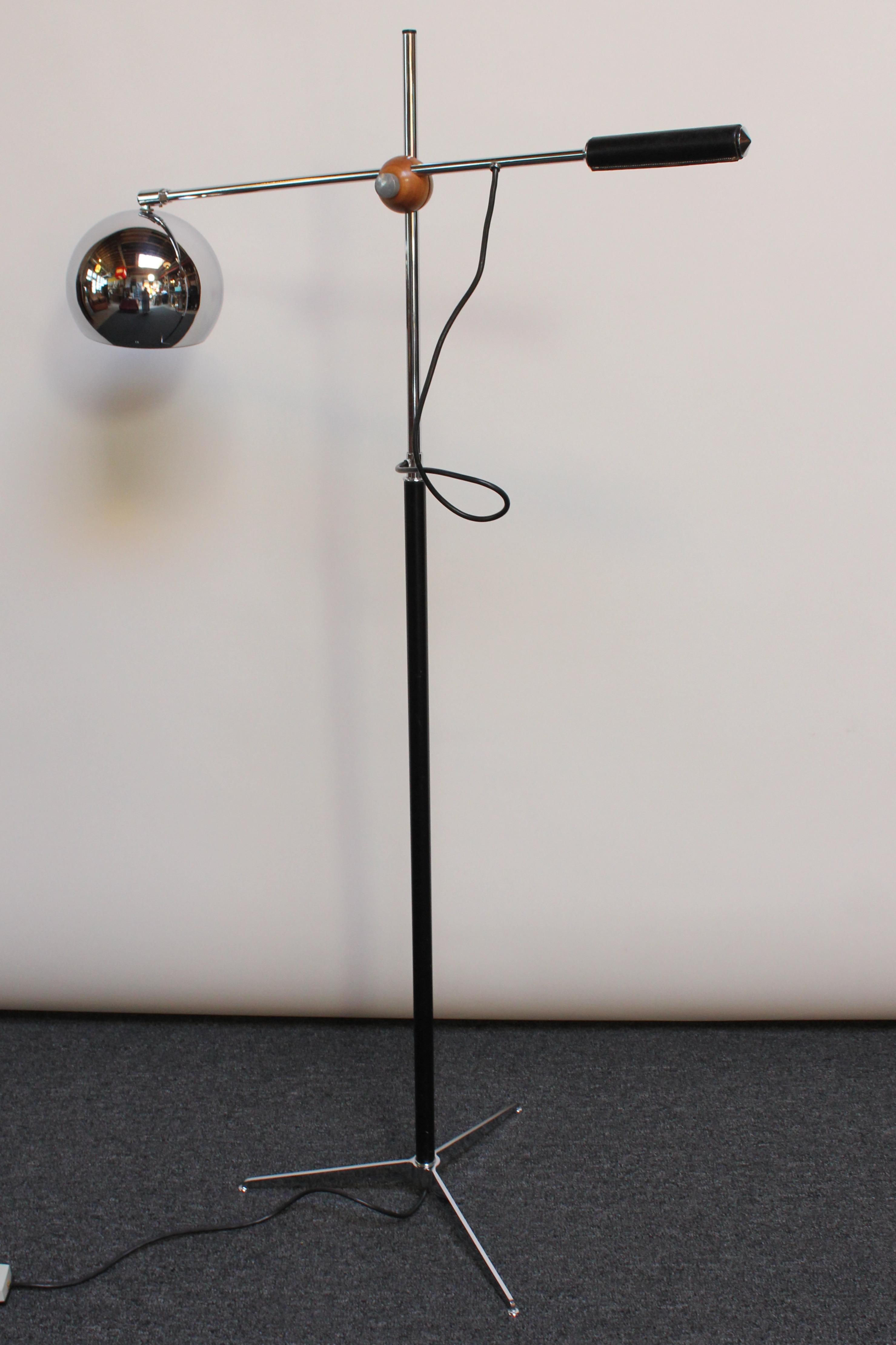 Enamel Single-Arm Counterbalance Chrome Globe Floor Lamp by Arteluce For Sale