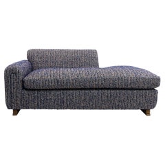 Single Arm Daybed with Block Wood Legs COM