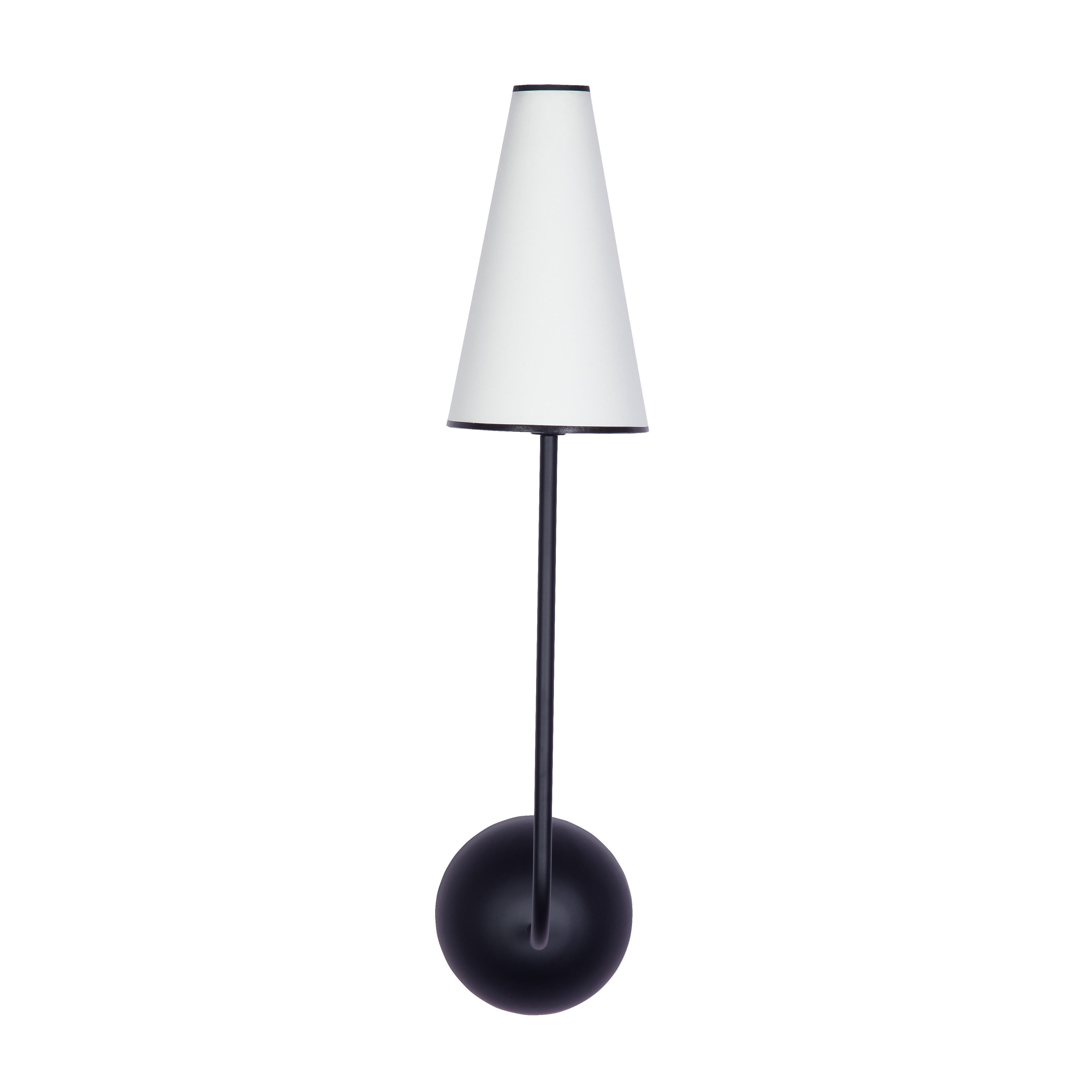 XXIe siècle et contemporain Applique verte à bras unique dans le style de Jean Royère