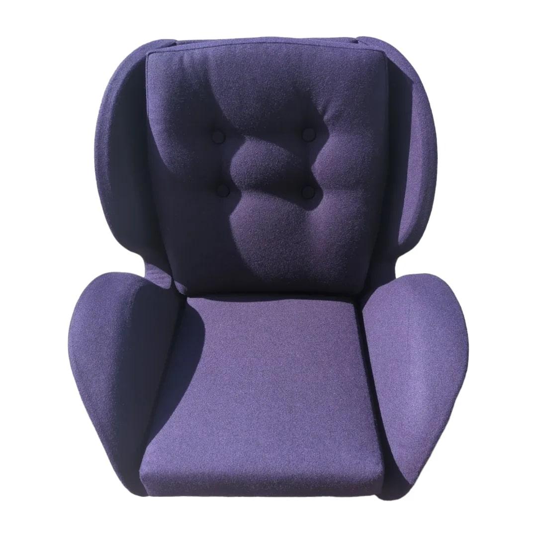 Single armchair Danish Deluxe Eros Swan chair fully restored purple Kvadrat wool For Sale 2