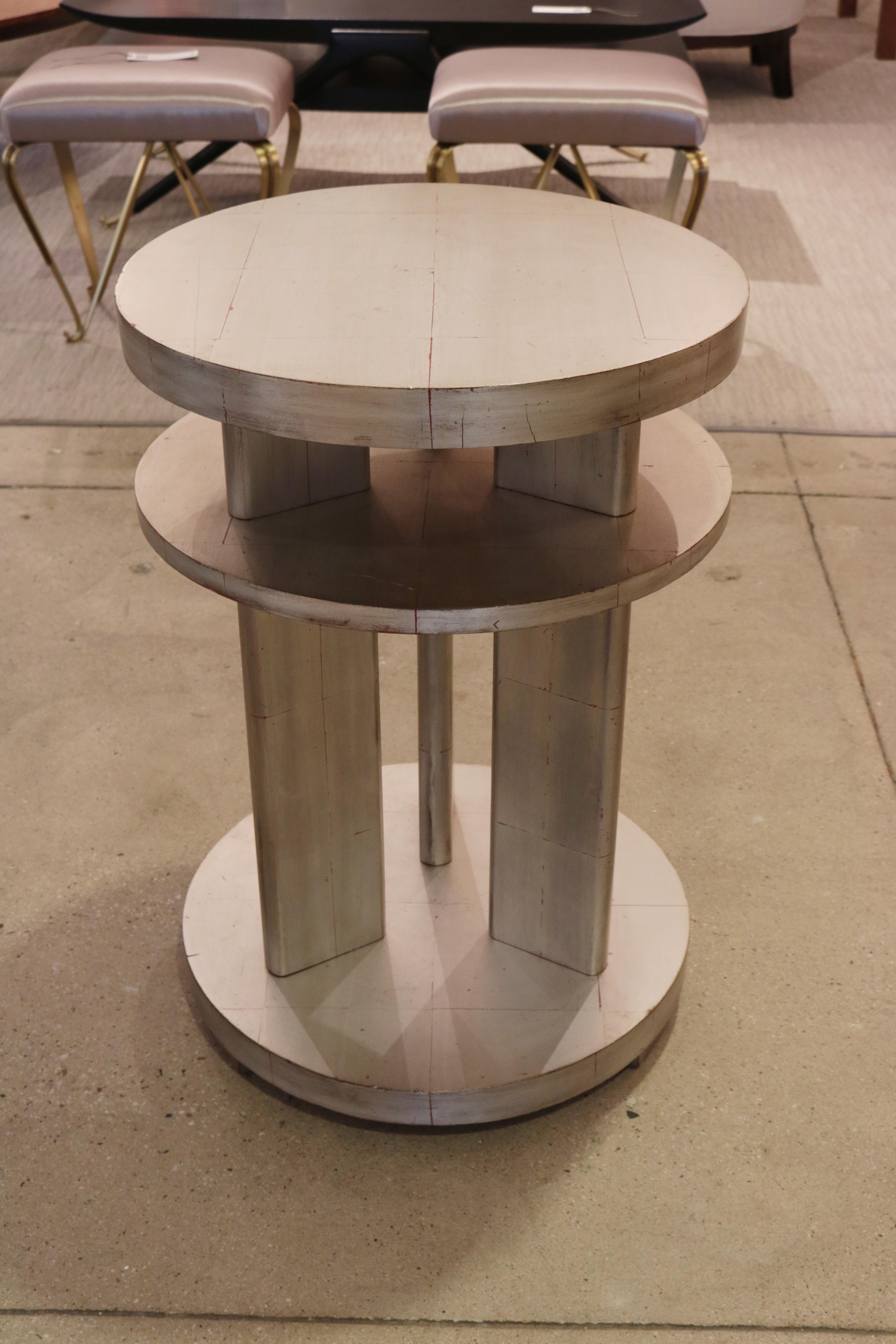 Single Art Deco Gilded Side Table For Sale 2
