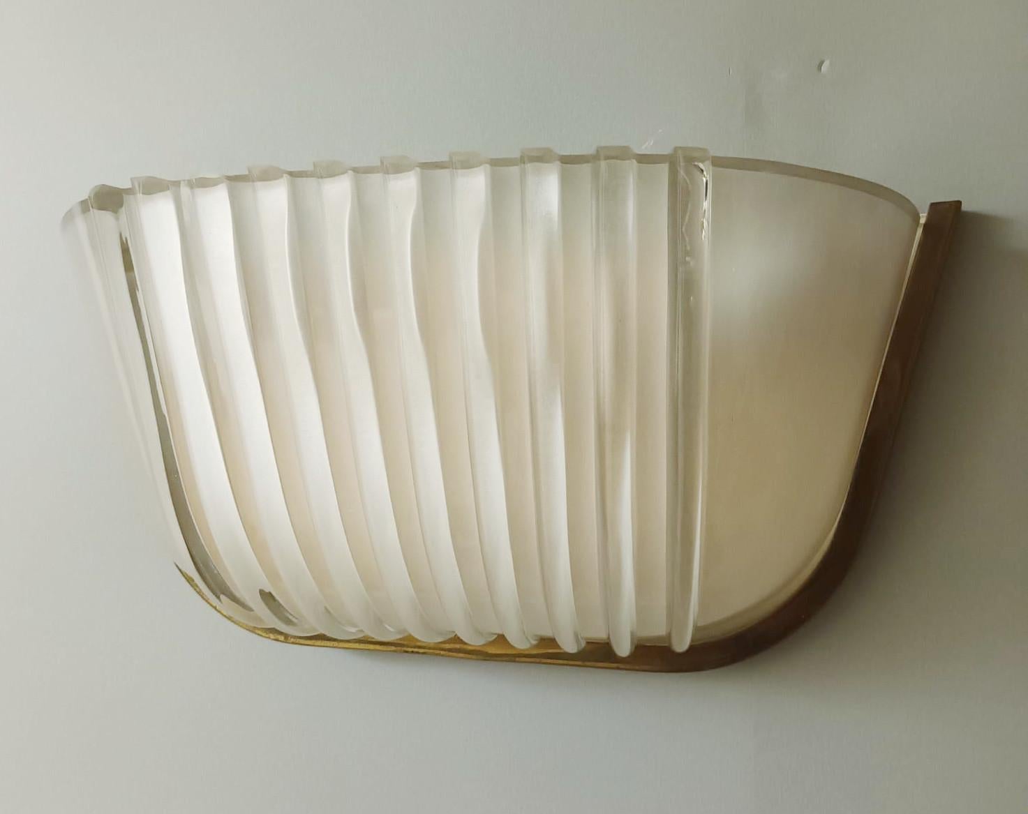 French Single Art Deco Sconce For Sale