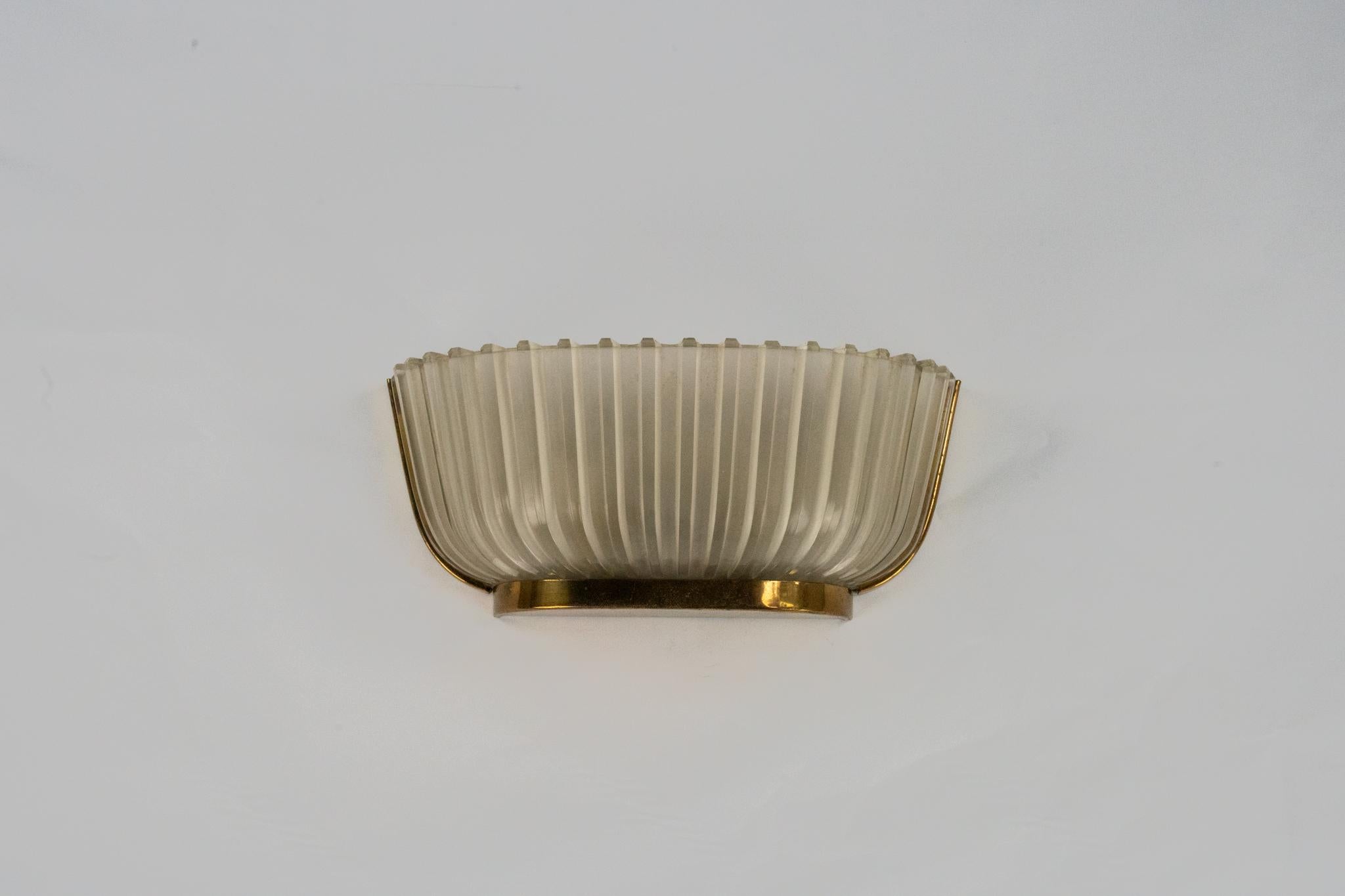 Aplique individual Art decó Seguso de latón y cristal. Italia años 40 Moderno de mediados de siglo en venta