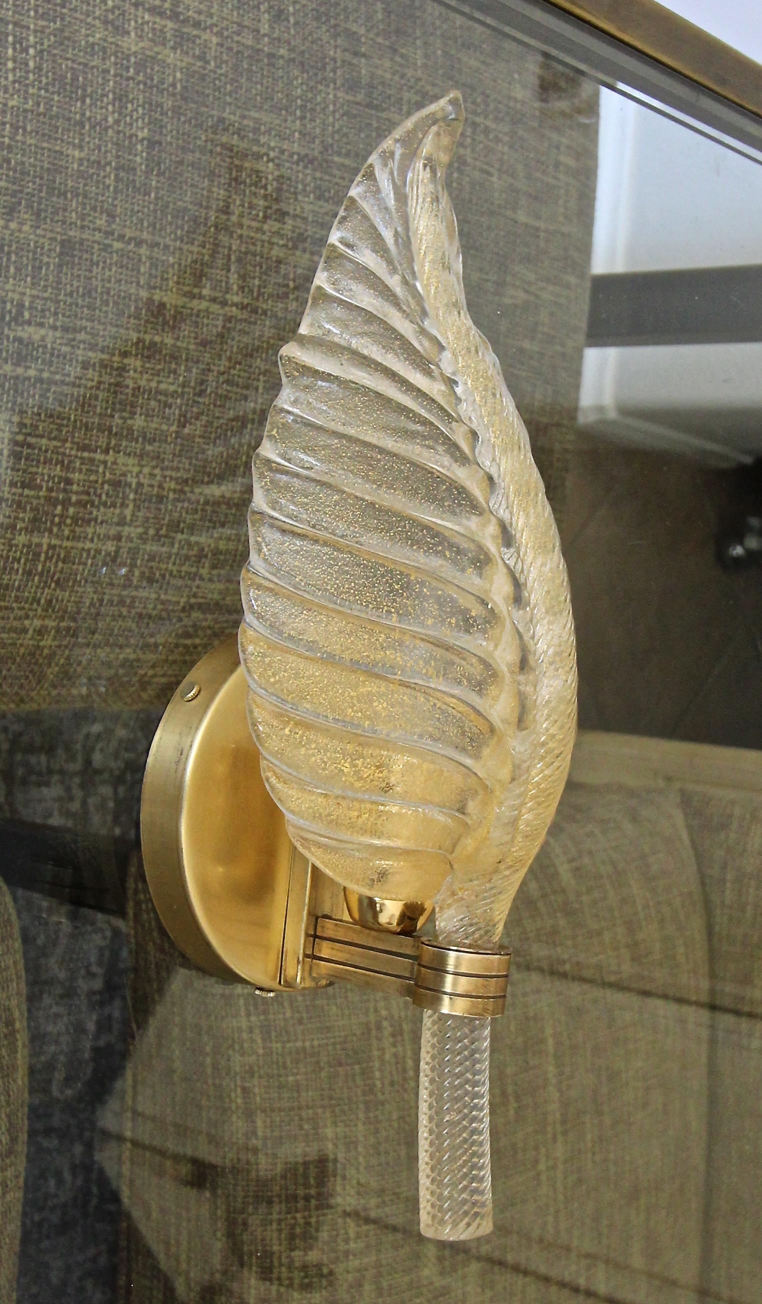 Single Murano Glass Clear and Gold Leaf Wall Sconce 6