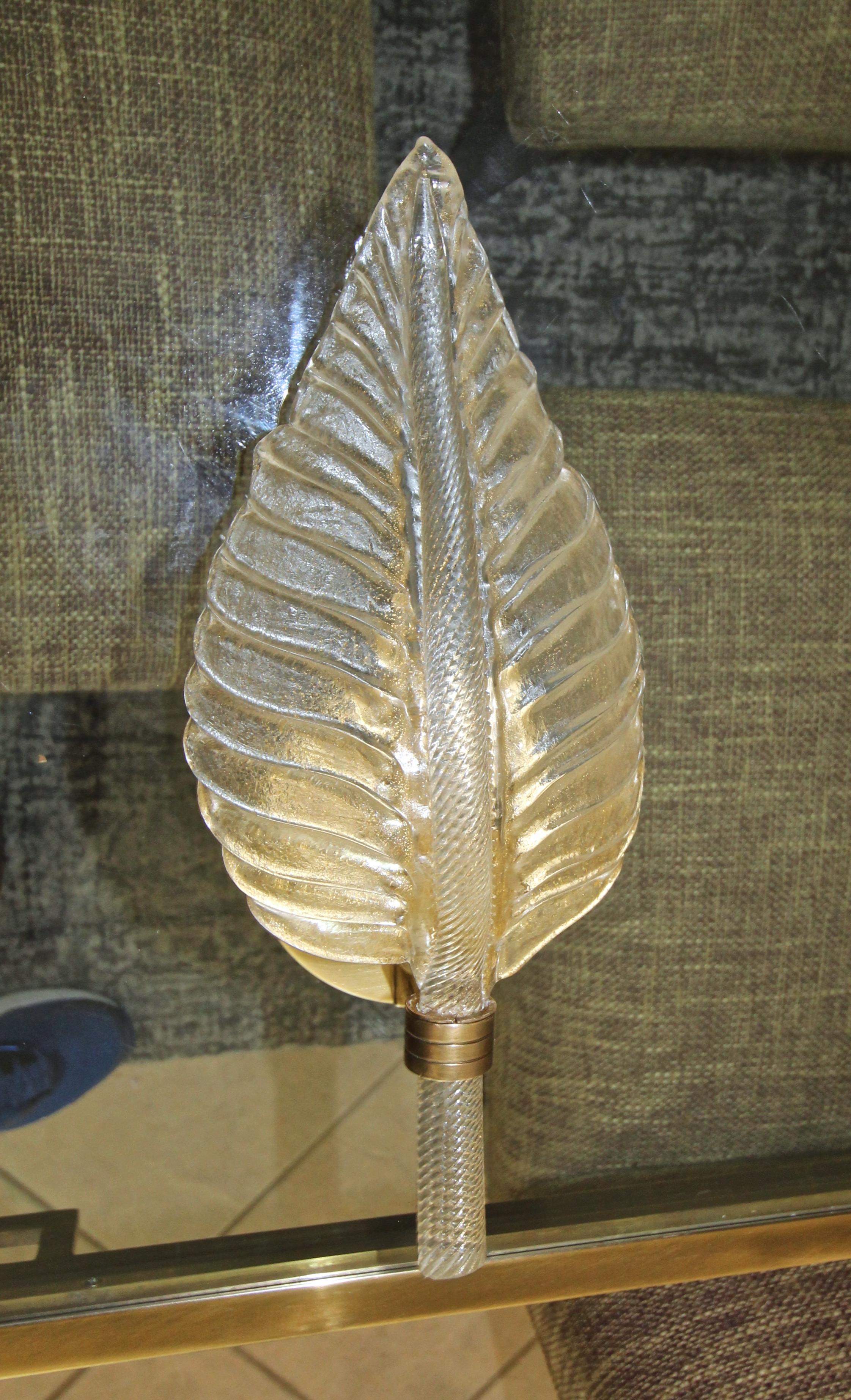 Single Murano Glass Clear and Gold Leaf Wall Sconce 10