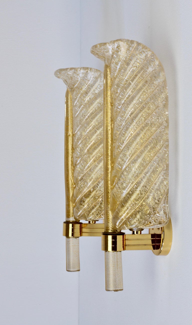 Single Barovier & Toso Gold Leaf Murano Glass Gilt Brass Sconce or Wall Light For Sale 3
