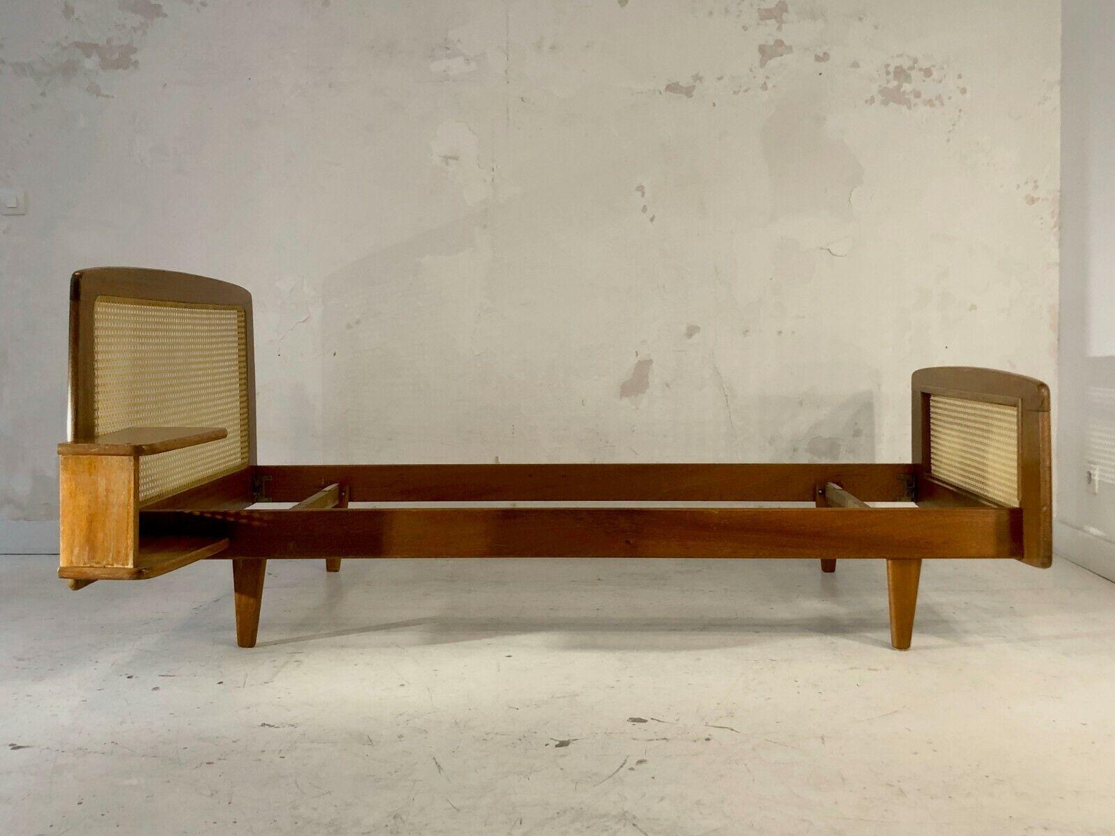 A MID-CENTURY-MODERN RECONSTRUCTION Bed DAYBED by ROGER LANDAULT, France, 1950 For Sale 1