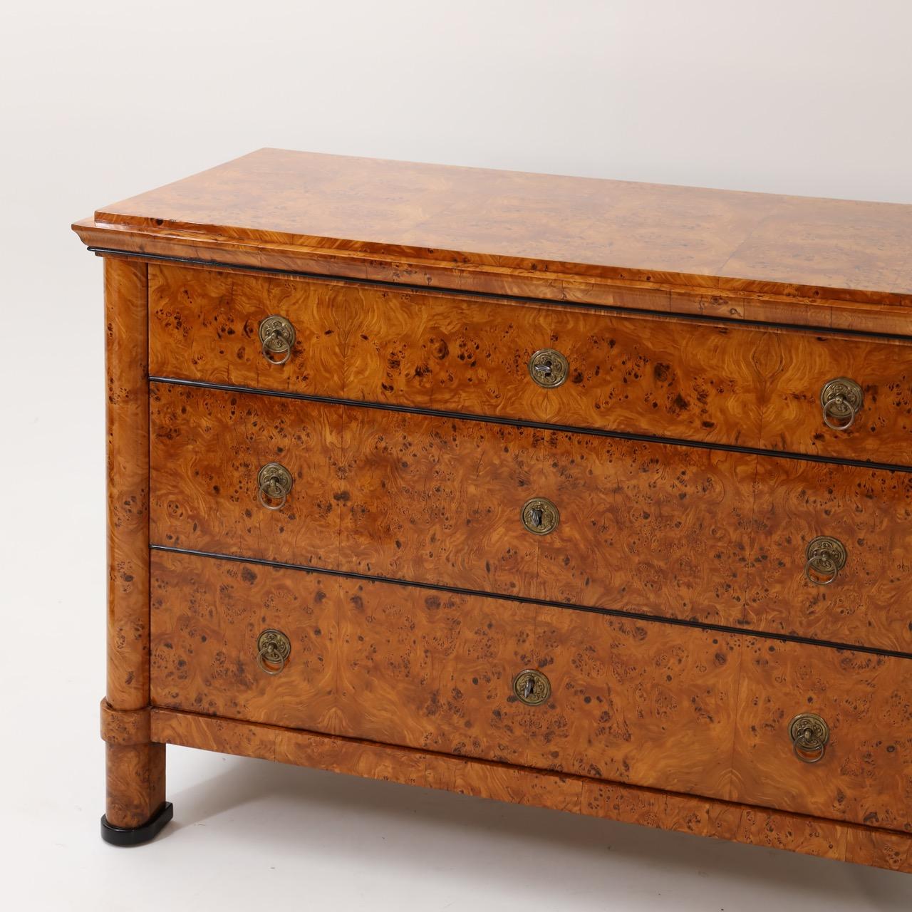 Single Biedermeier Chest of Drawers In Good Condition In New York, NY