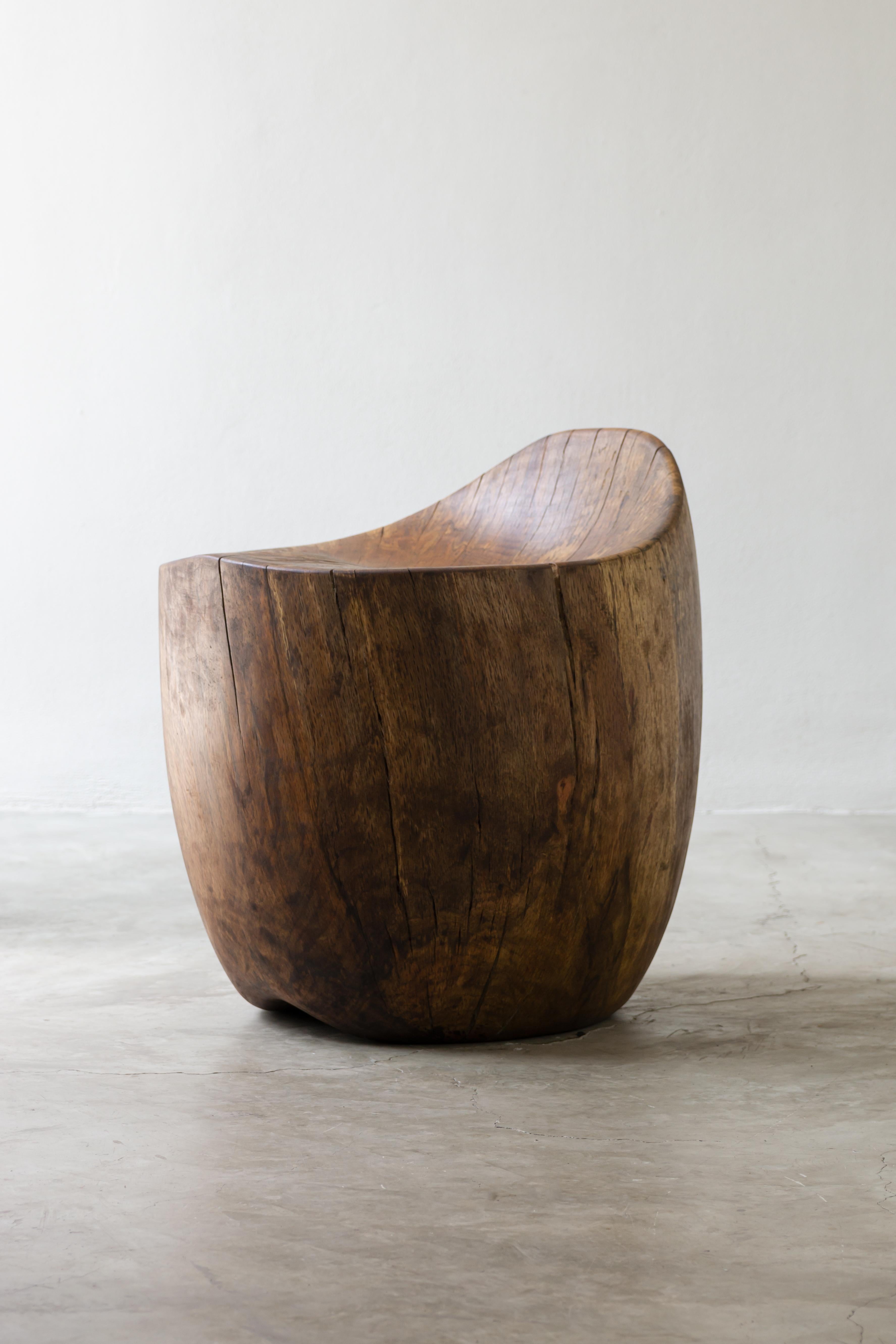 Legno Seduta singola Block Wood Batan di Sebastián Cappiello in vendita