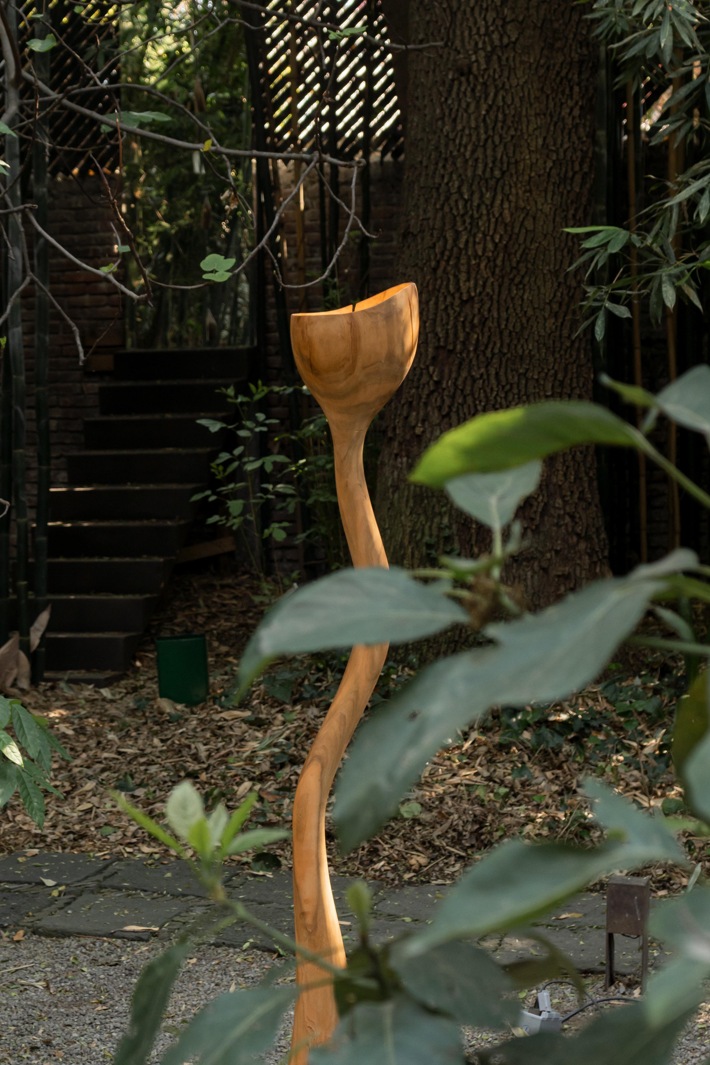 Einzelne Block Wood Meso Stehleuchte by Sebastián Cappiello im Zustand „Neu“ im Angebot in Geneve, CH