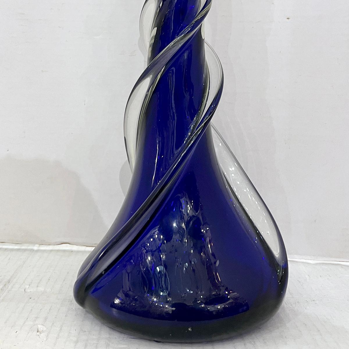 Lampe de bureau simple en verre de Murano bleu Bon état - En vente à New York, NY