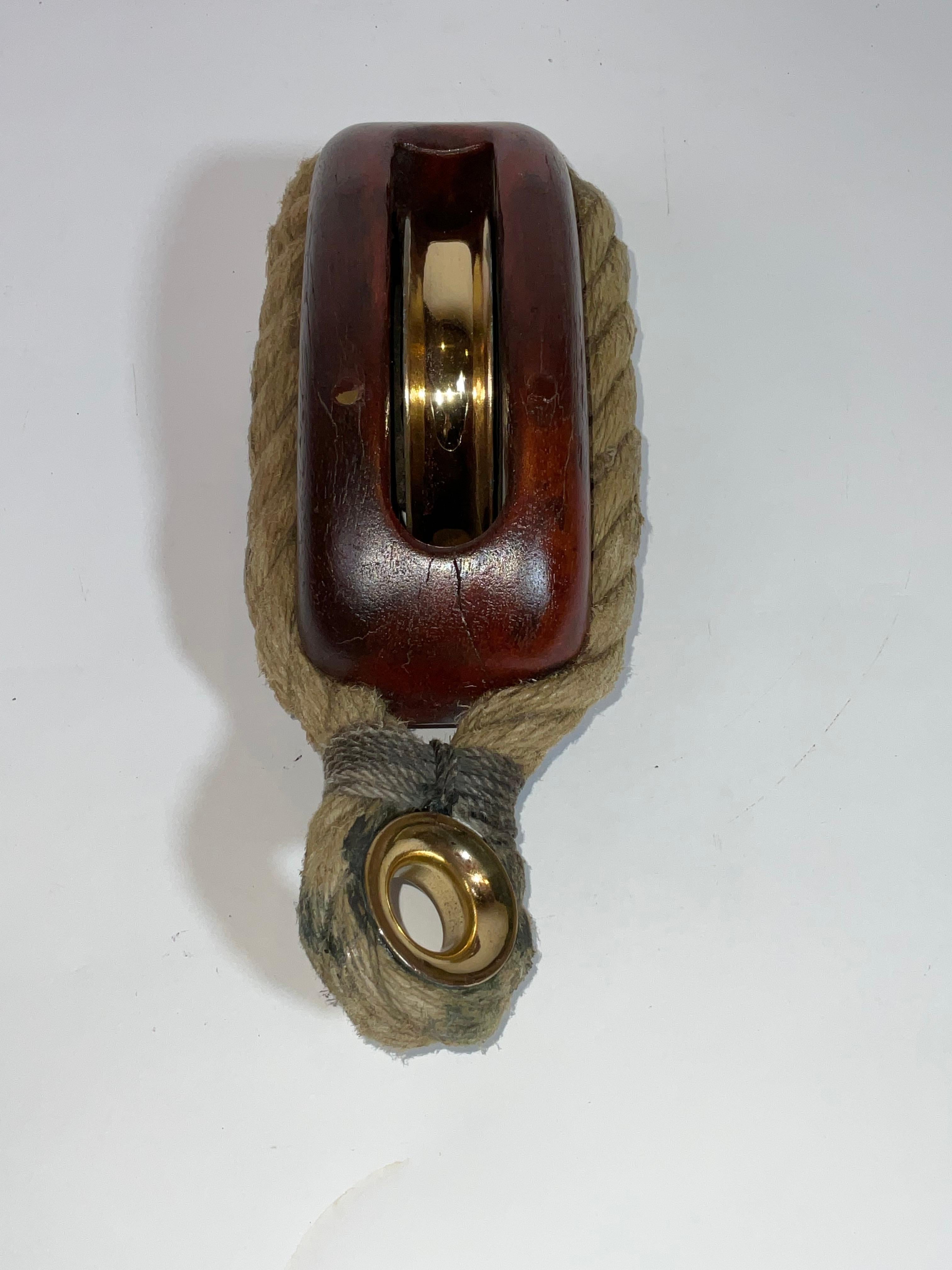 Laiton Poulie à réa simple en laiton pour yacht avec cordage en vente