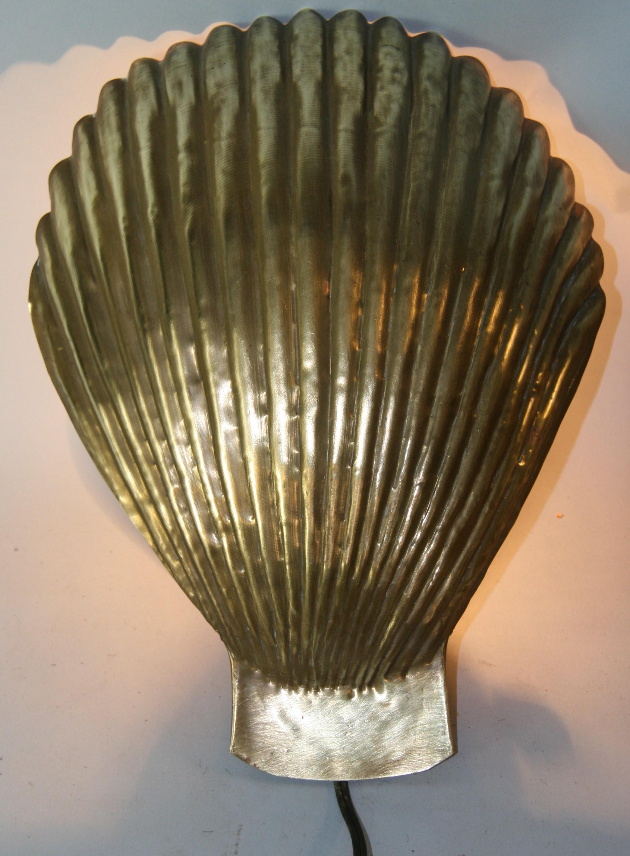 Single Brass Shell Wall Sconce For Sale 3