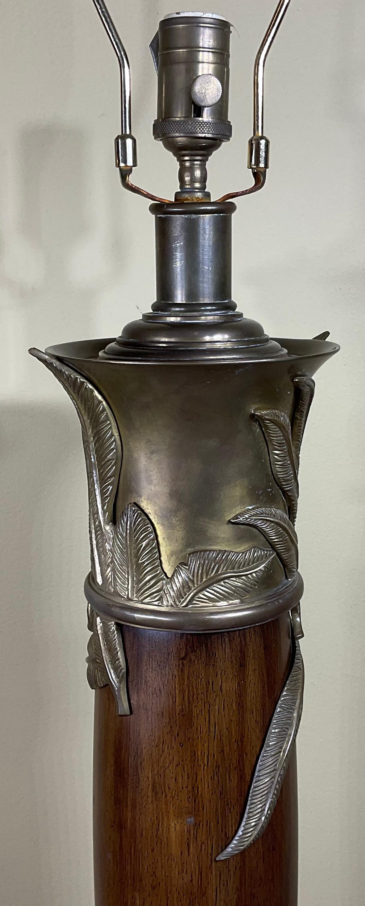 Single brass table Lamp by Maitland Smith In Good Condition For Sale In Delray Beach, FL