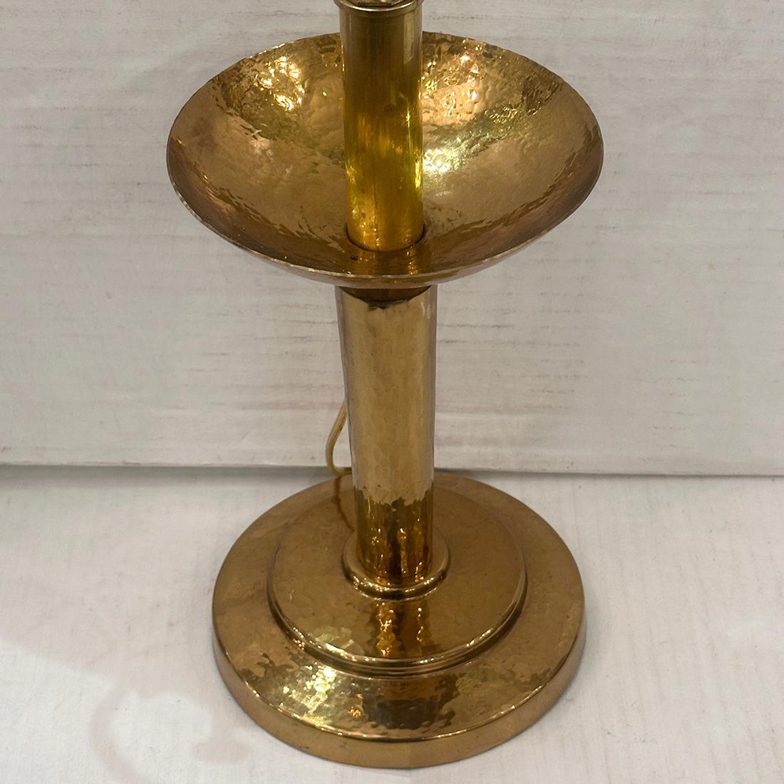 Single Brass Table Lamp Italiano en venta