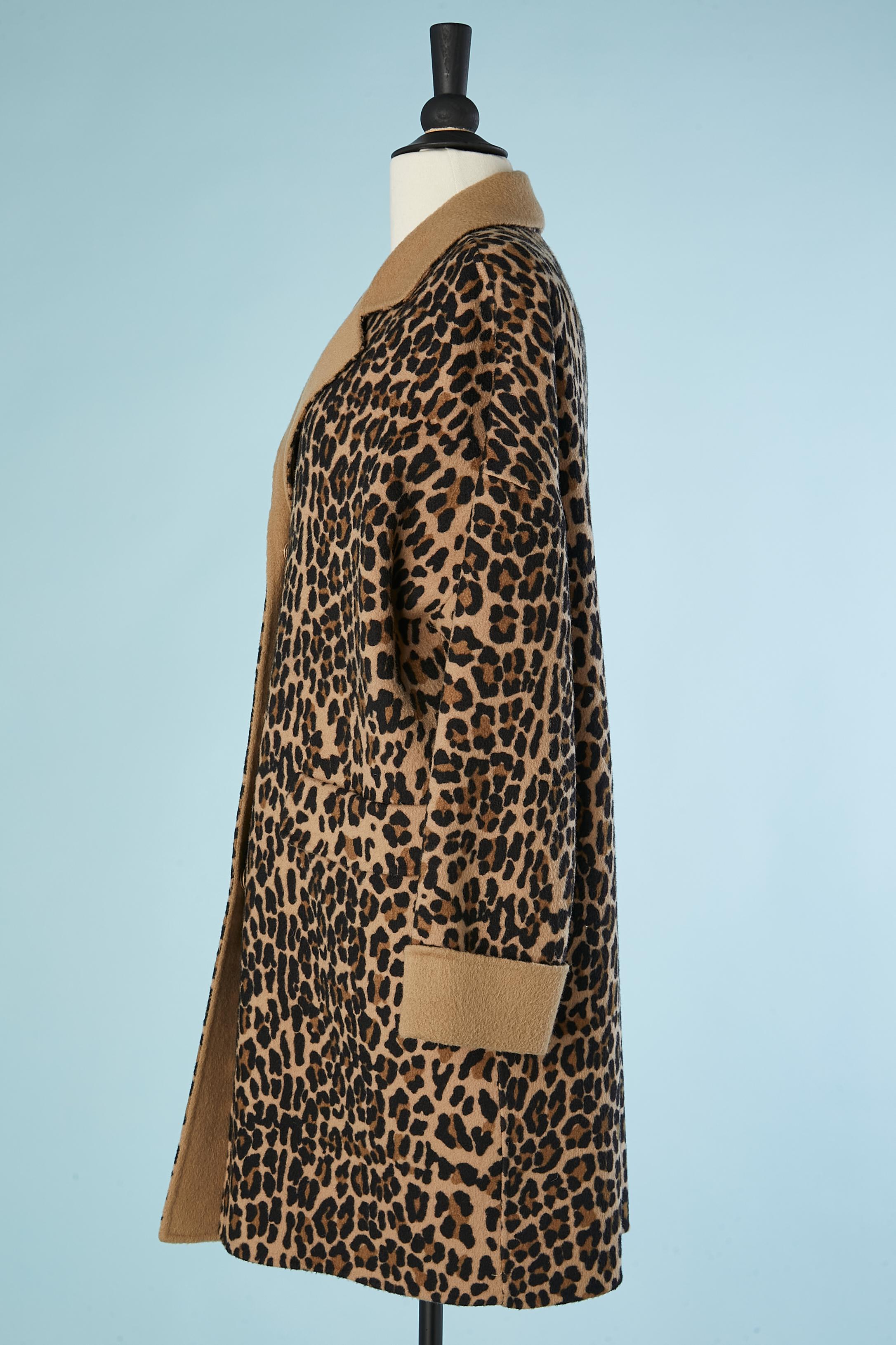 Single breasted double-face wool coat with leopard pattern P.A.R.O.S.H  In Excellent Condition For Sale In Saint-Ouen-Sur-Seine, FR