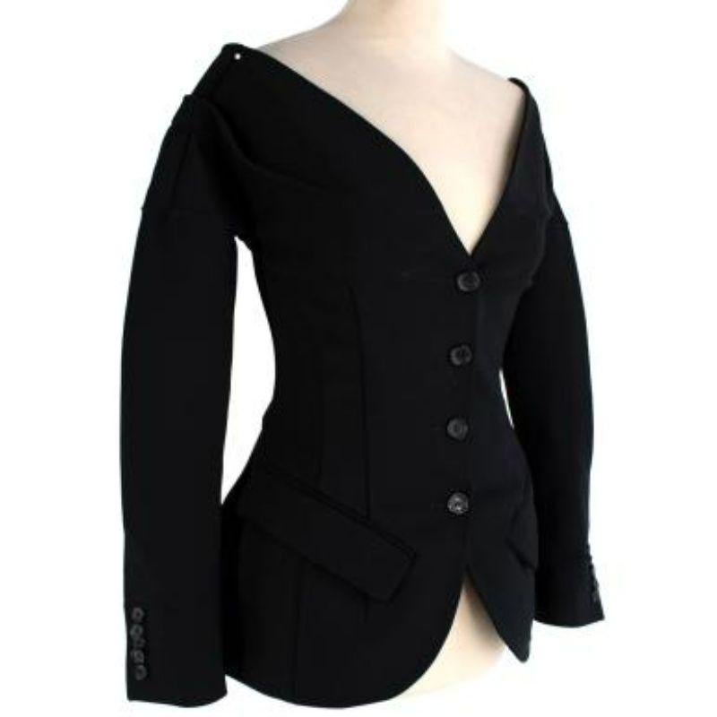 Single Breasted Low V-Cut Tailored Jacket For Sale 4